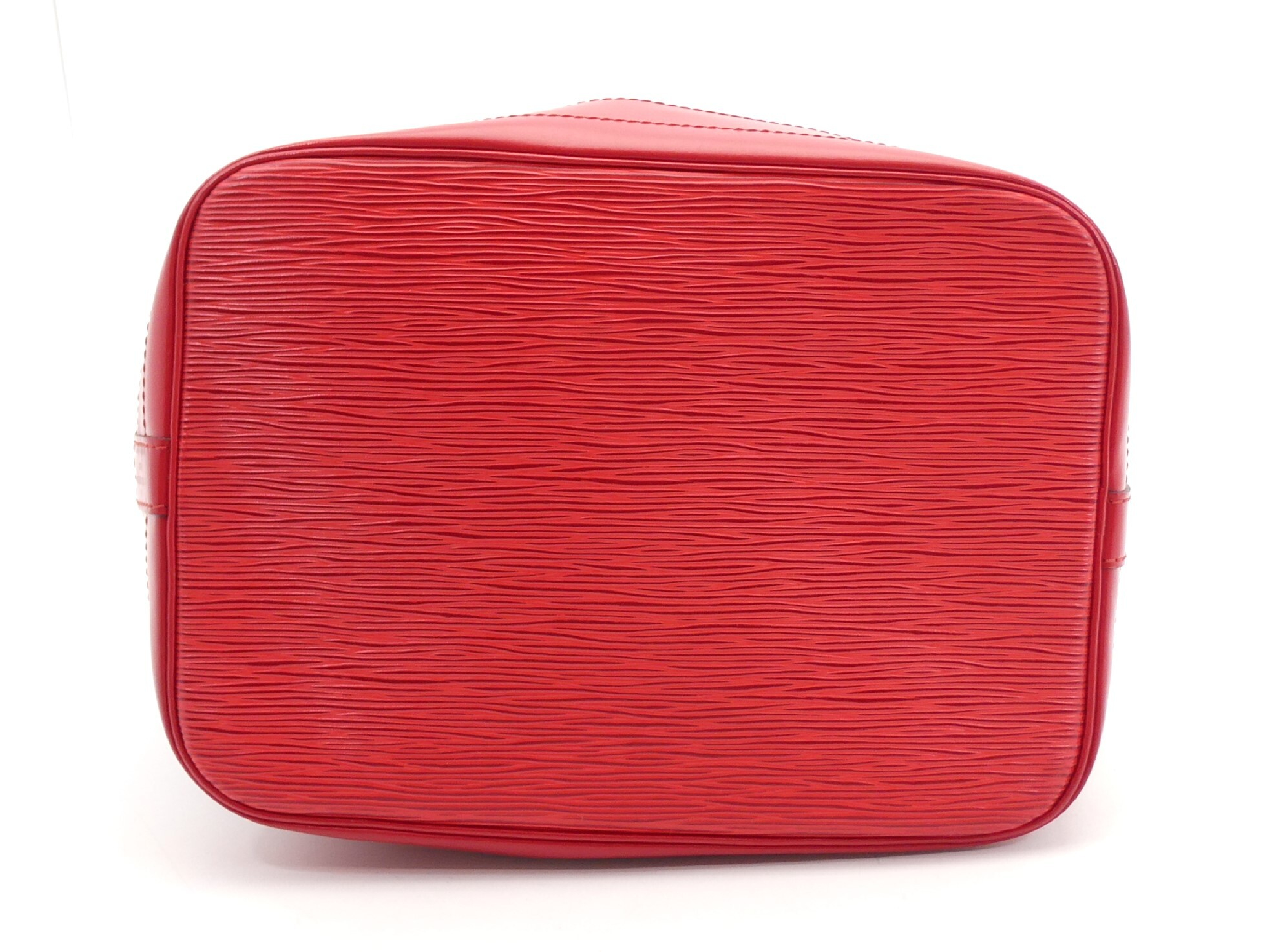 Epi Noé Shoulder Bag — view 5