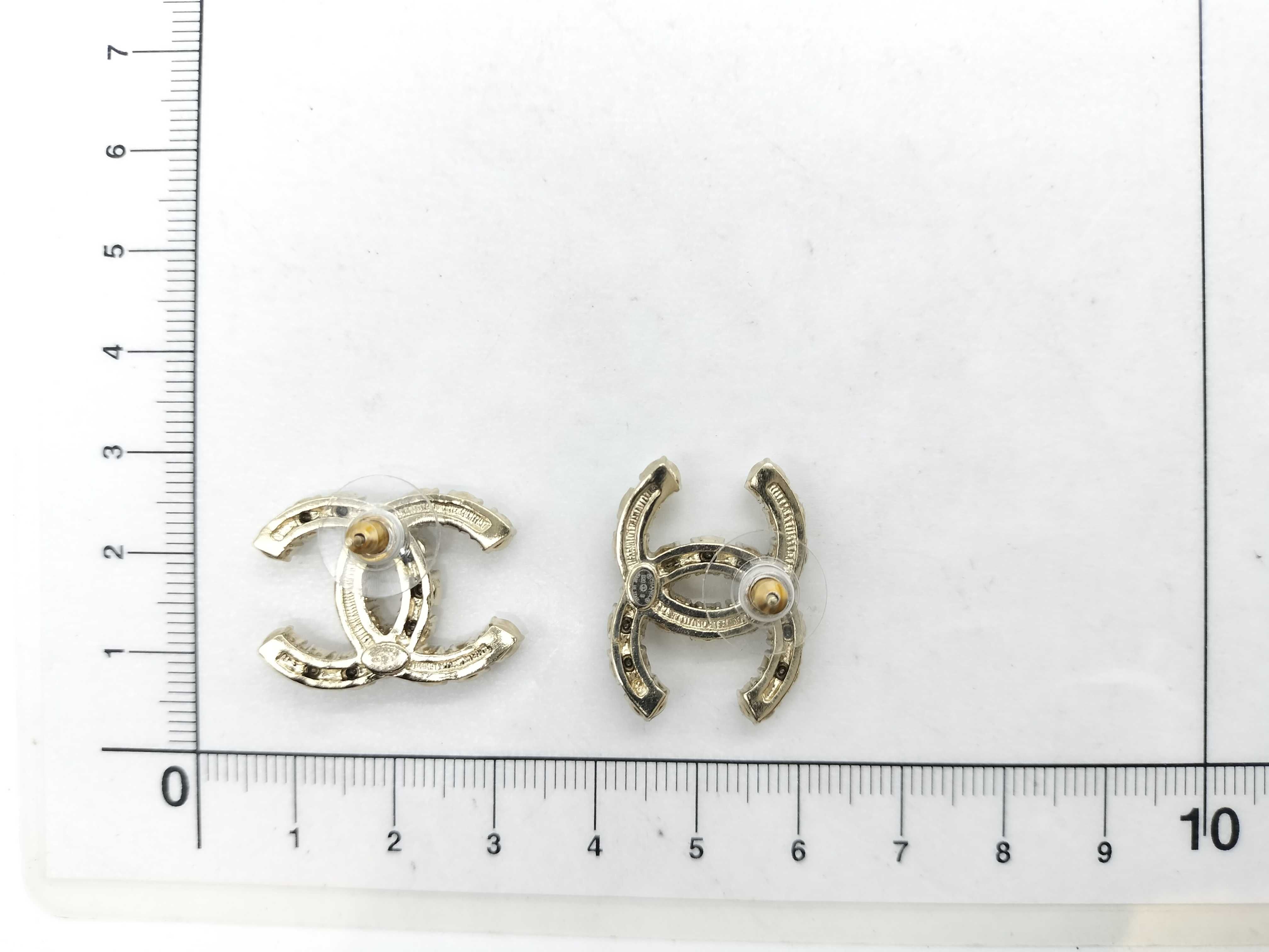 B20B Rhinestone and Faux Pearl Earring Set — view 9