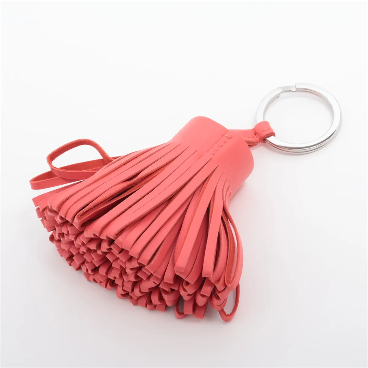 Carmen W: 2024 Charm Agneau Milo Red — view 2