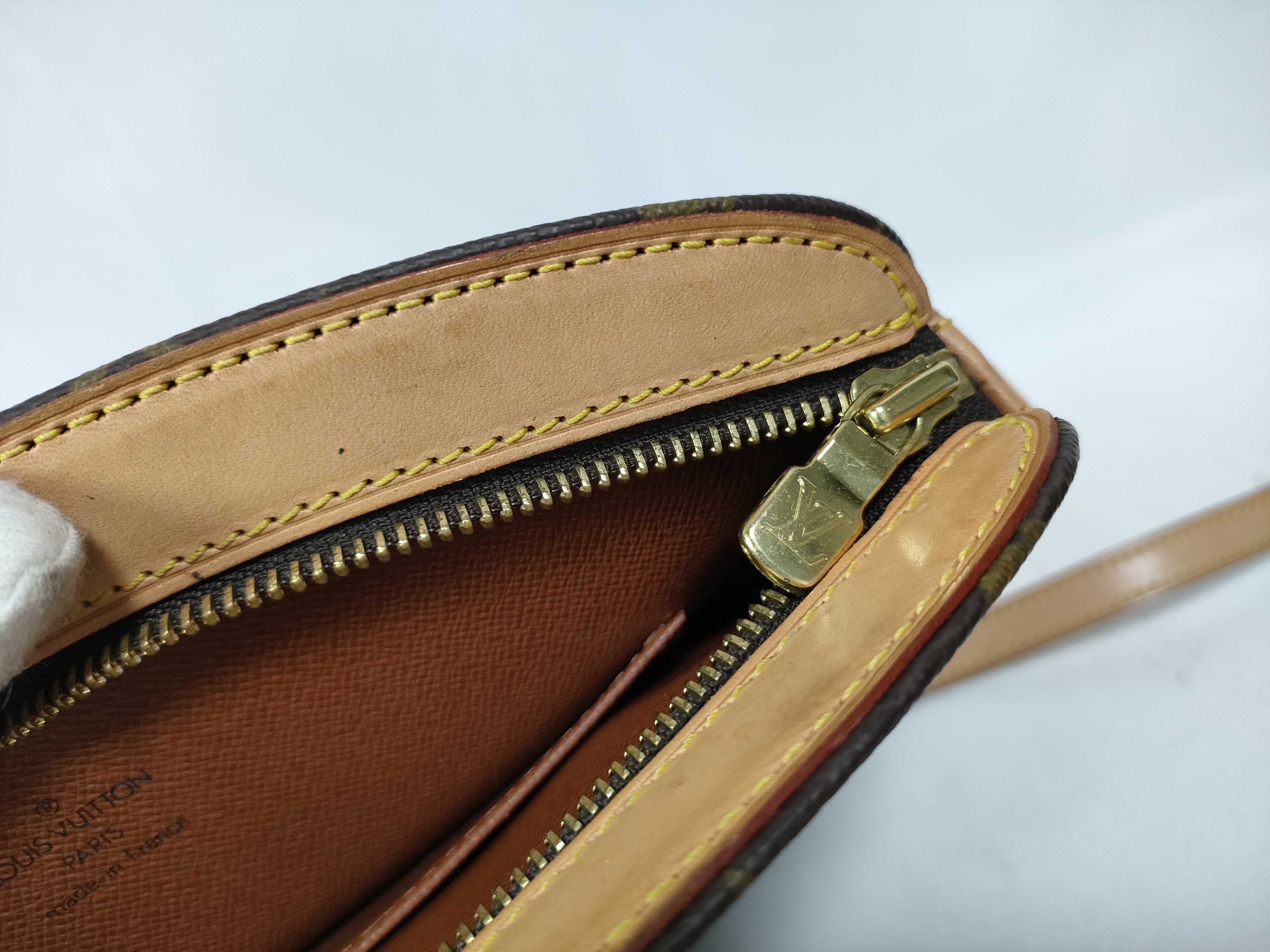 LV Monogram Druot Shoulder Bag — view 10