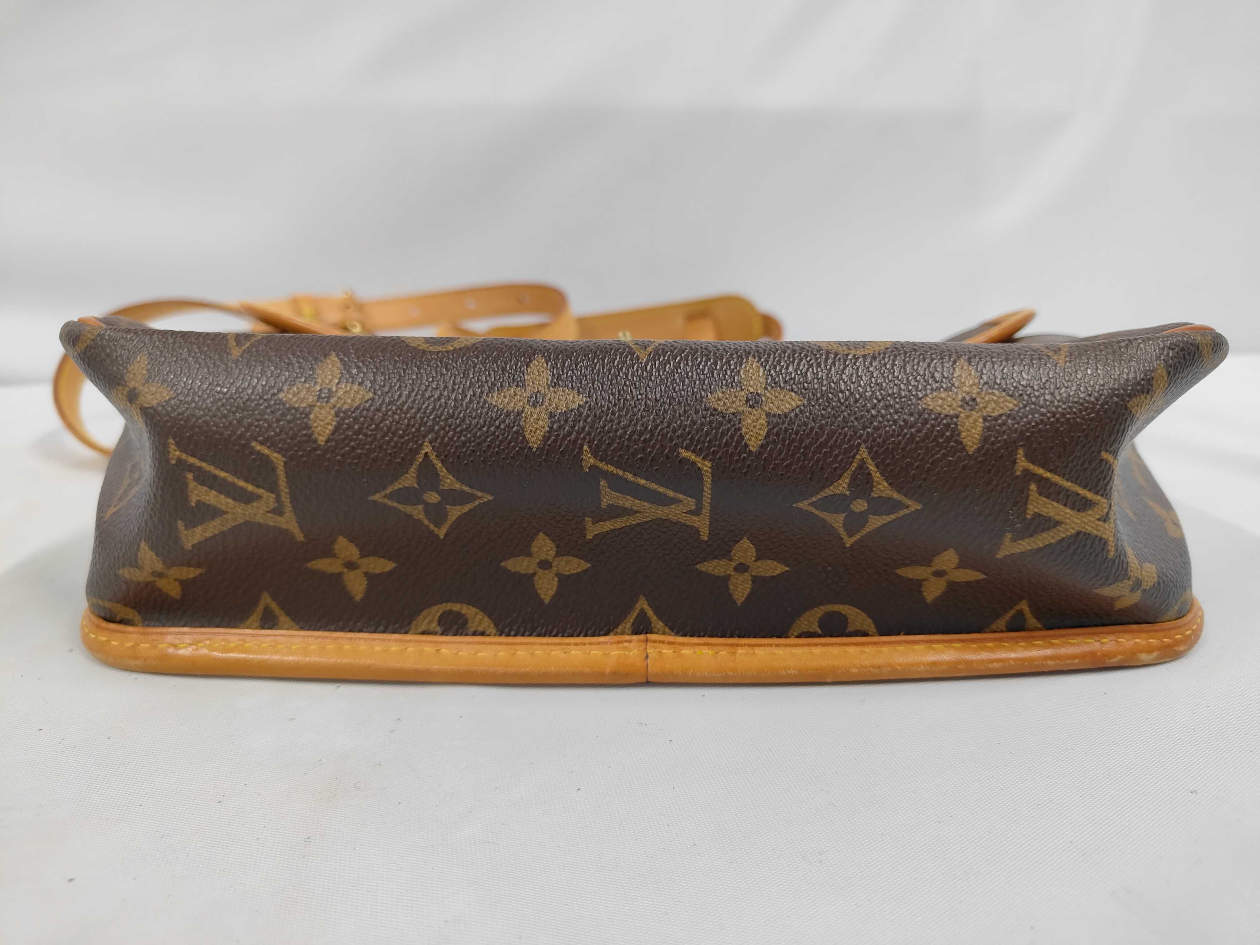 Monogram Sologne M42250 Shoulder Bag — view 3