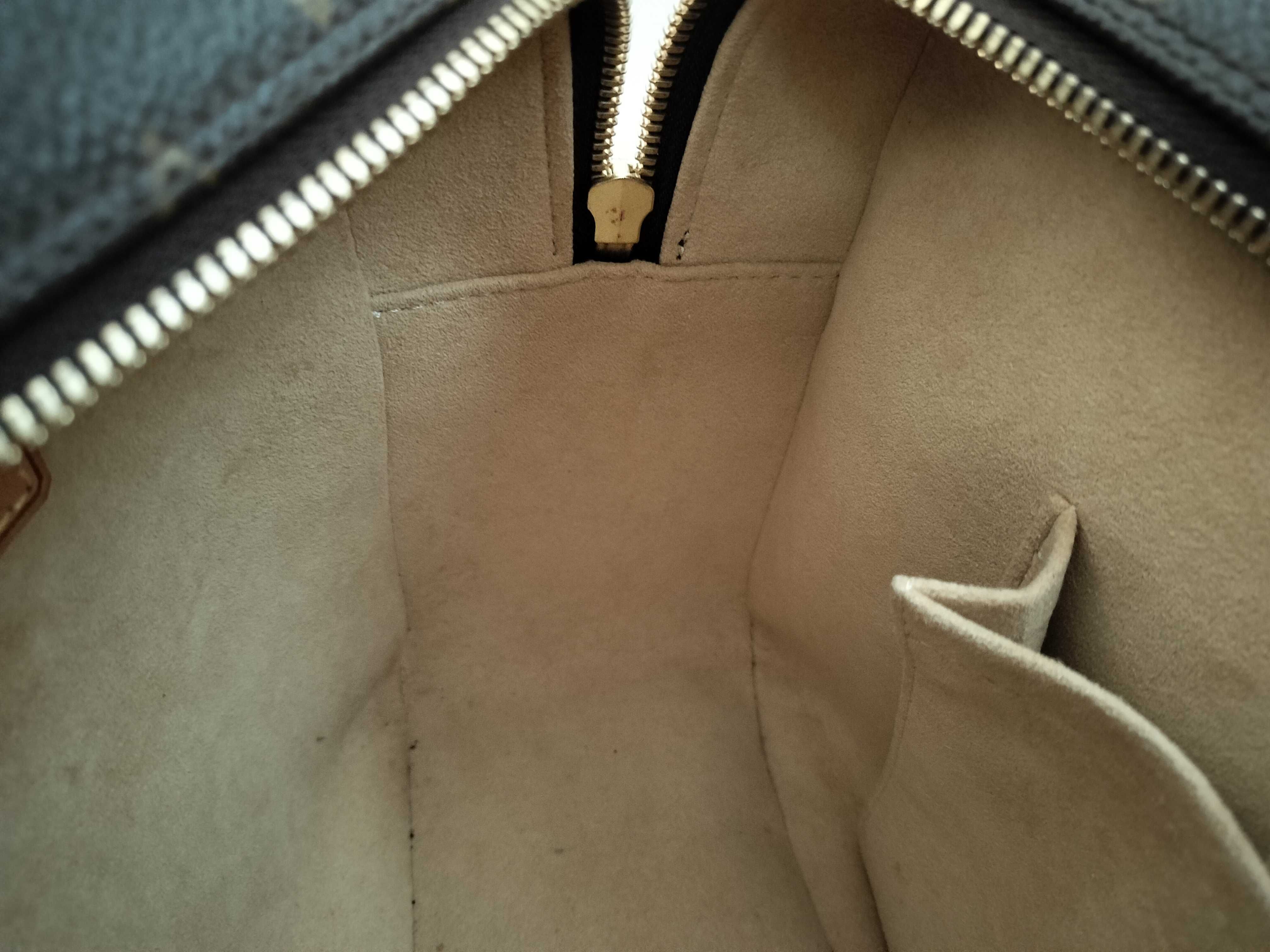 Monogram Louis Vuitton Cite GM Shoulder Bag (VO8783) Shoulder Bag — view 9