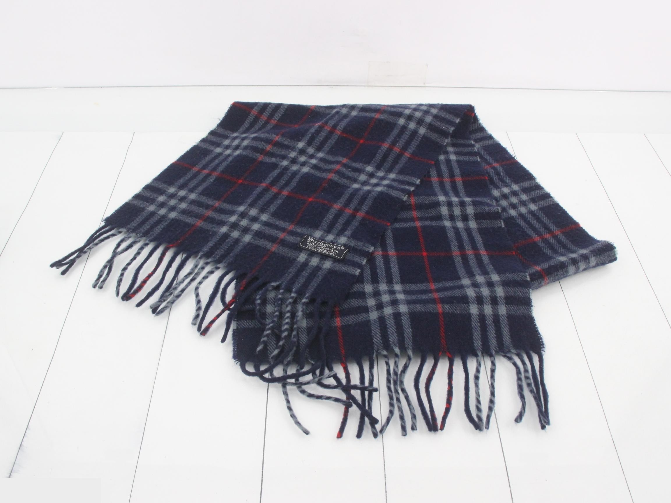 Other lines: Small items, accessories, and scarves — view 2