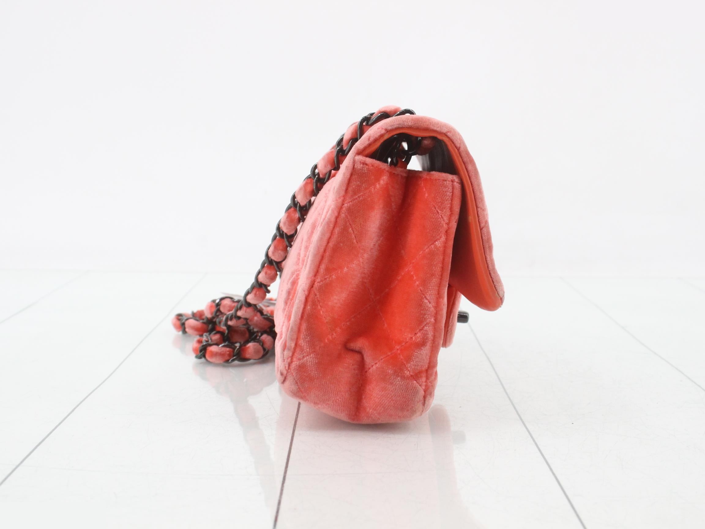 Icon Series (Bags) - Shoulder Bag — view 4