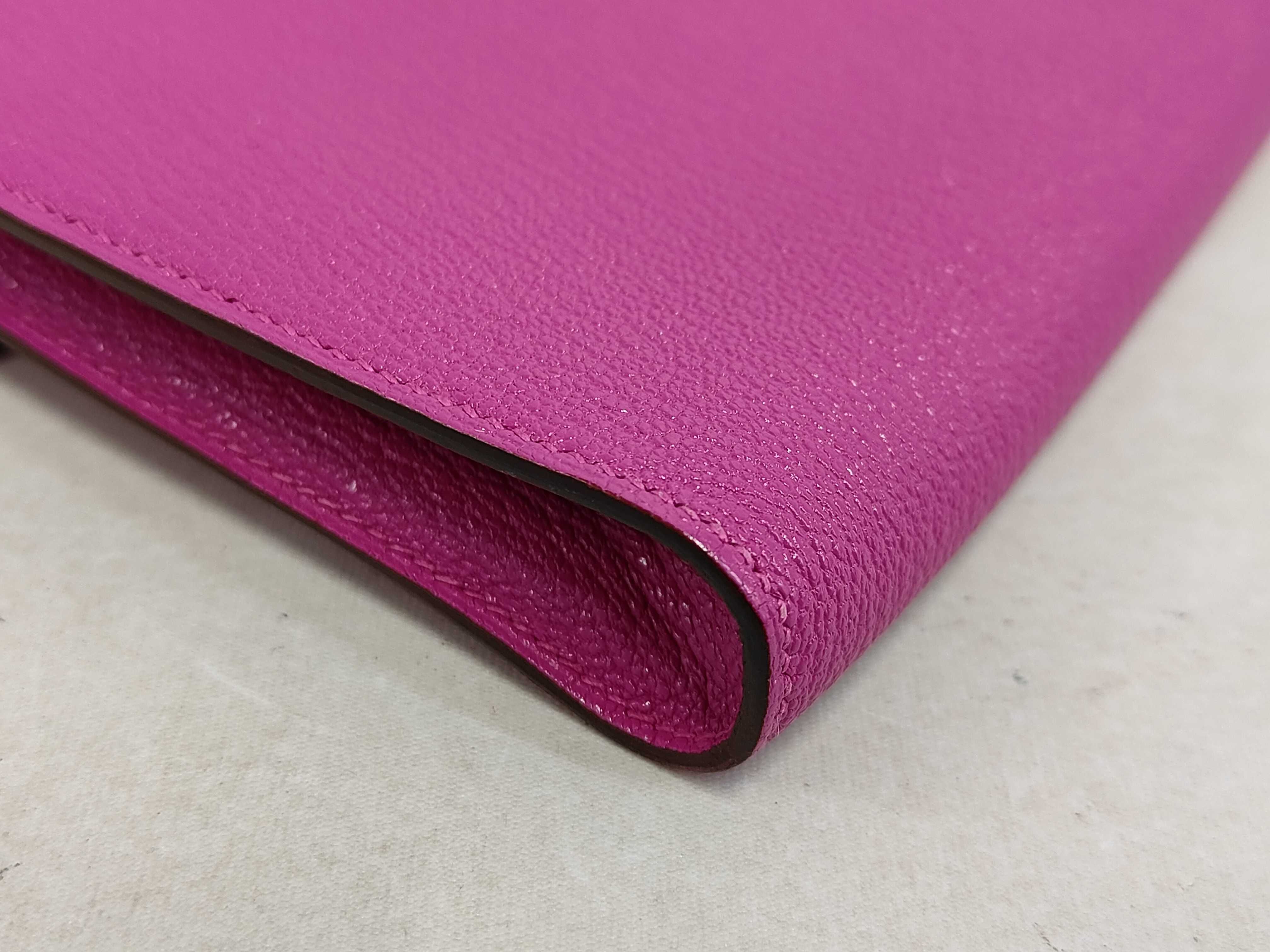 Chic 16 Crossbody Bag Shoulder Bag — view 3