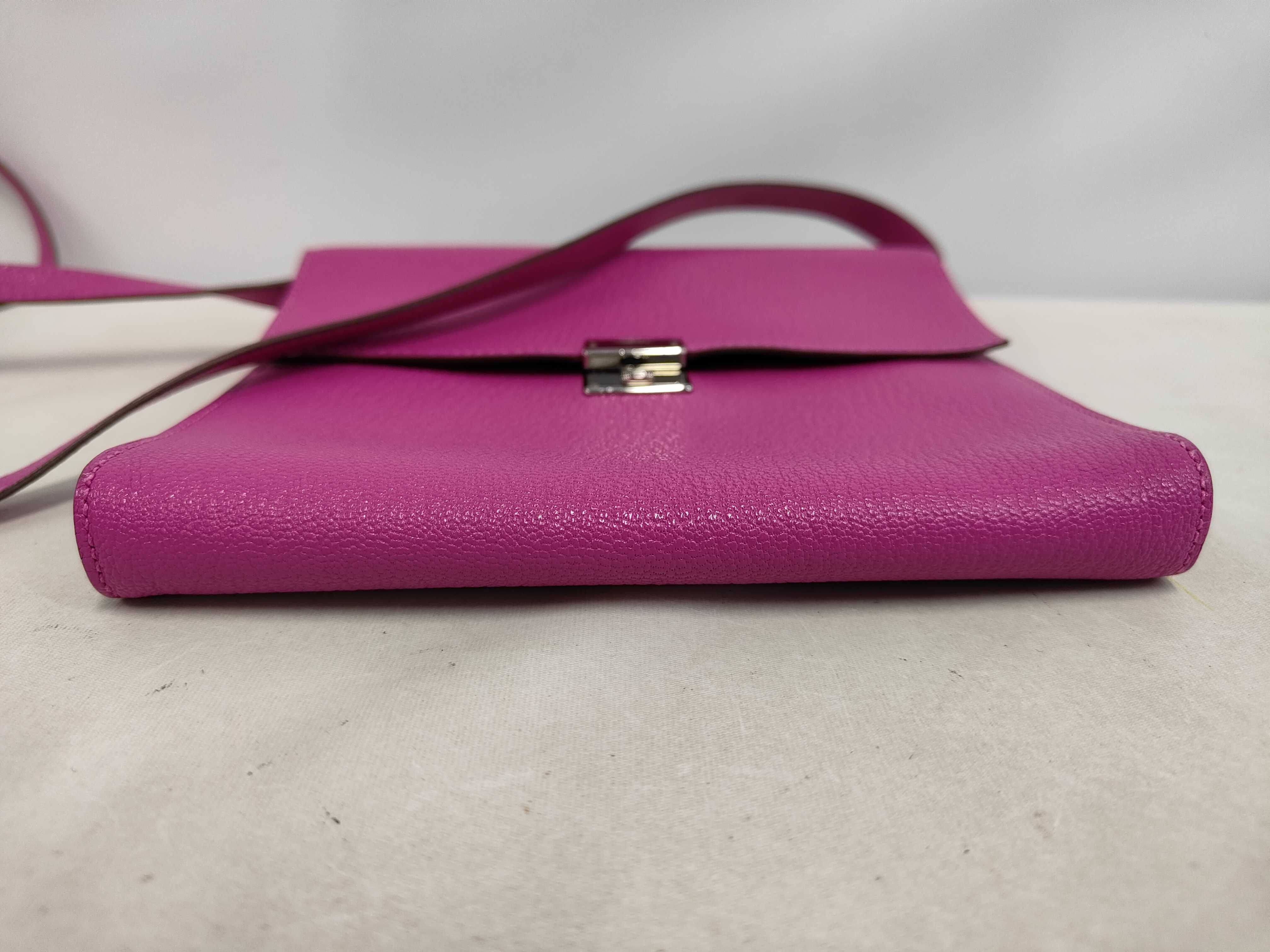 Chic 16 Crossbody Bag Shoulder Bag — view 4