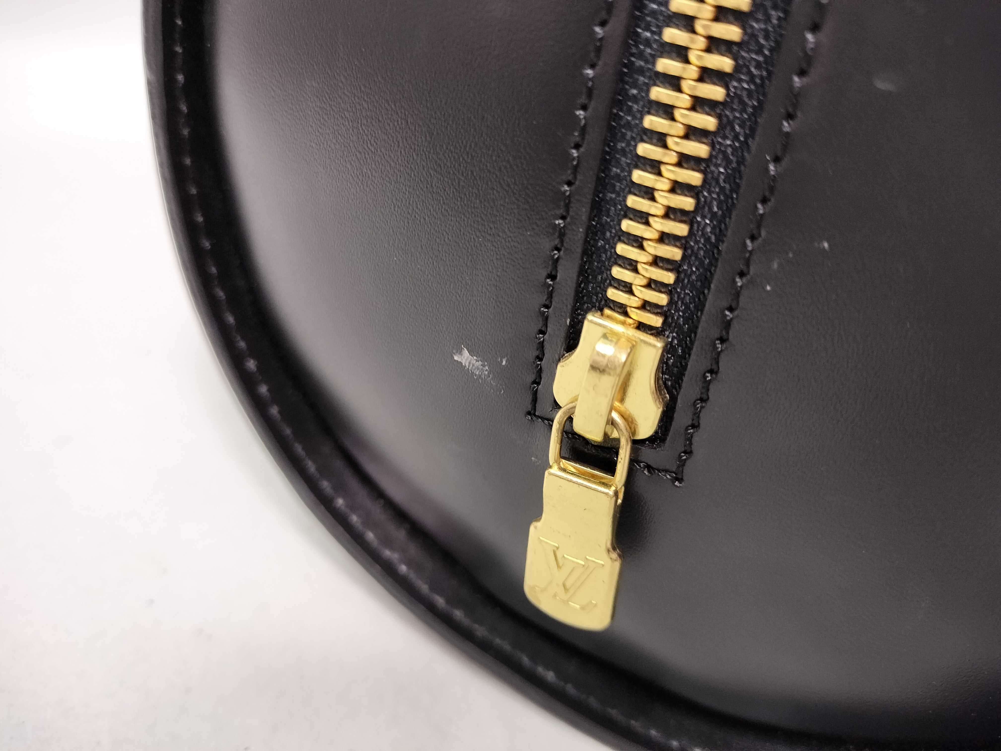 Epi Soufflot M52222 AR0949 Black Pouch Handbag (Damaged Strap) — view 12