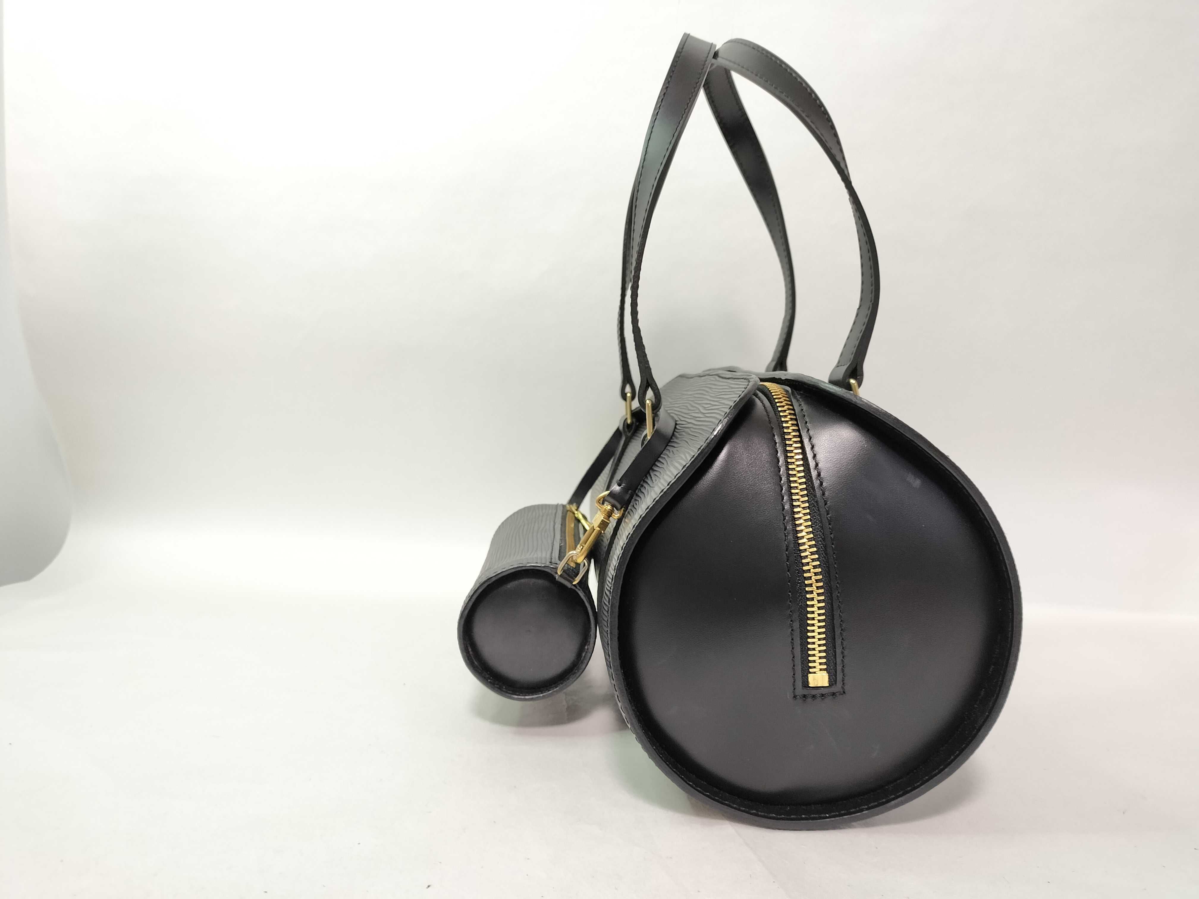 Epi Soufflot M52222 AR0949 Black Pouch Handbag (Damaged Strap) — view 4