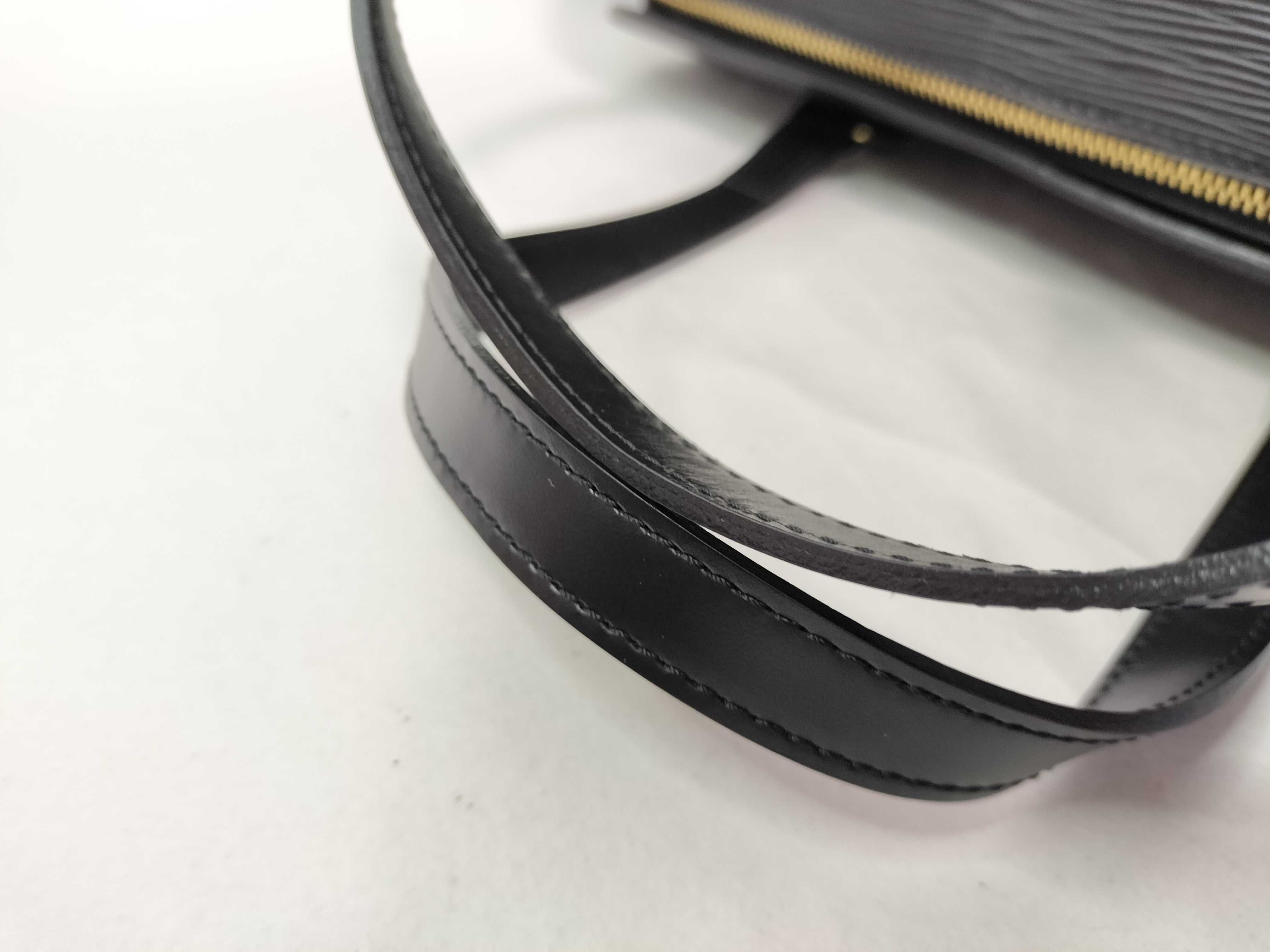 Epi Soufflot M52222 AR0949 Black Pouch Handbag (Damaged Strap) — view 6