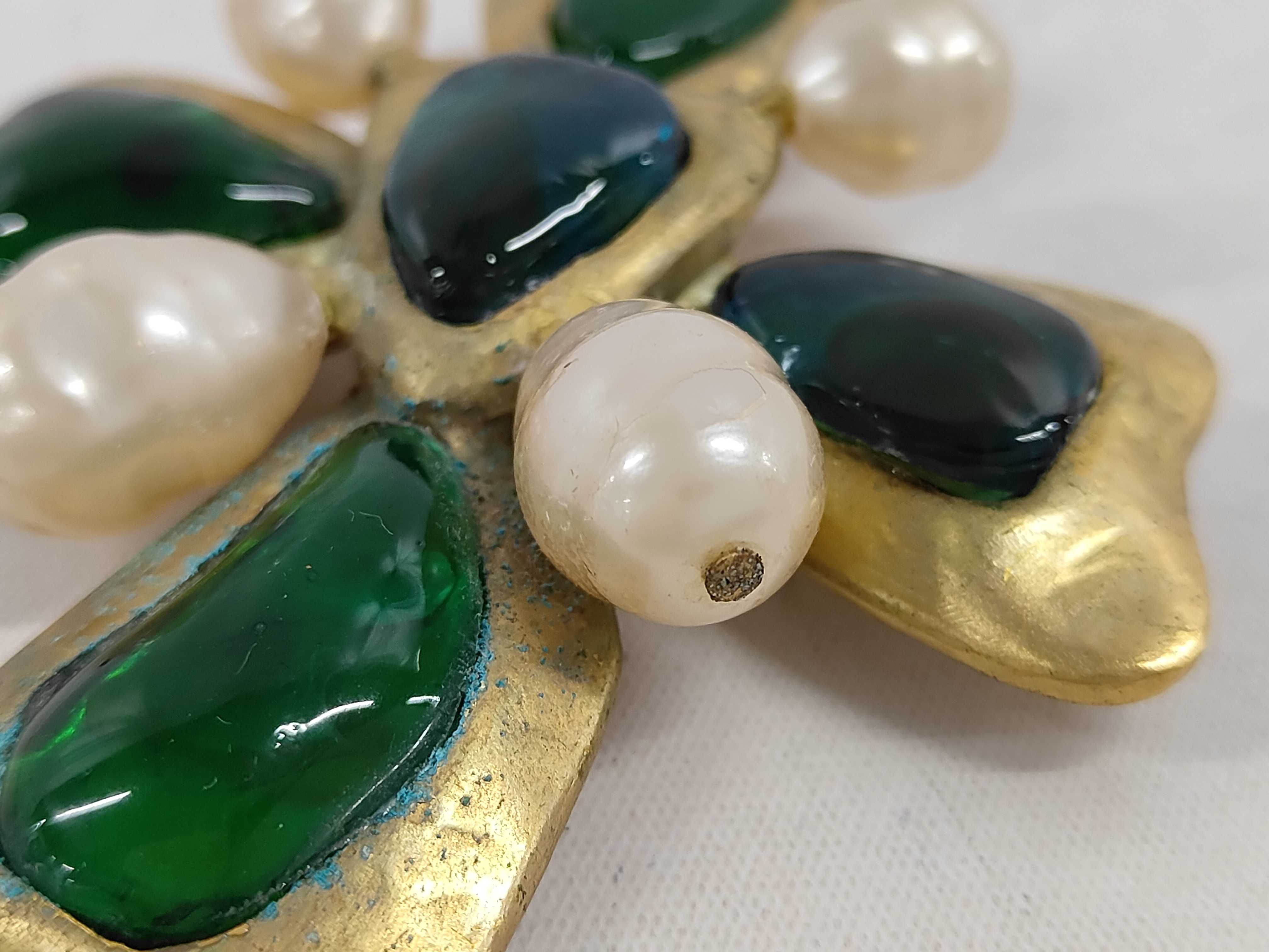 Sport 94A Brooch Gripoix Brooch — view 5