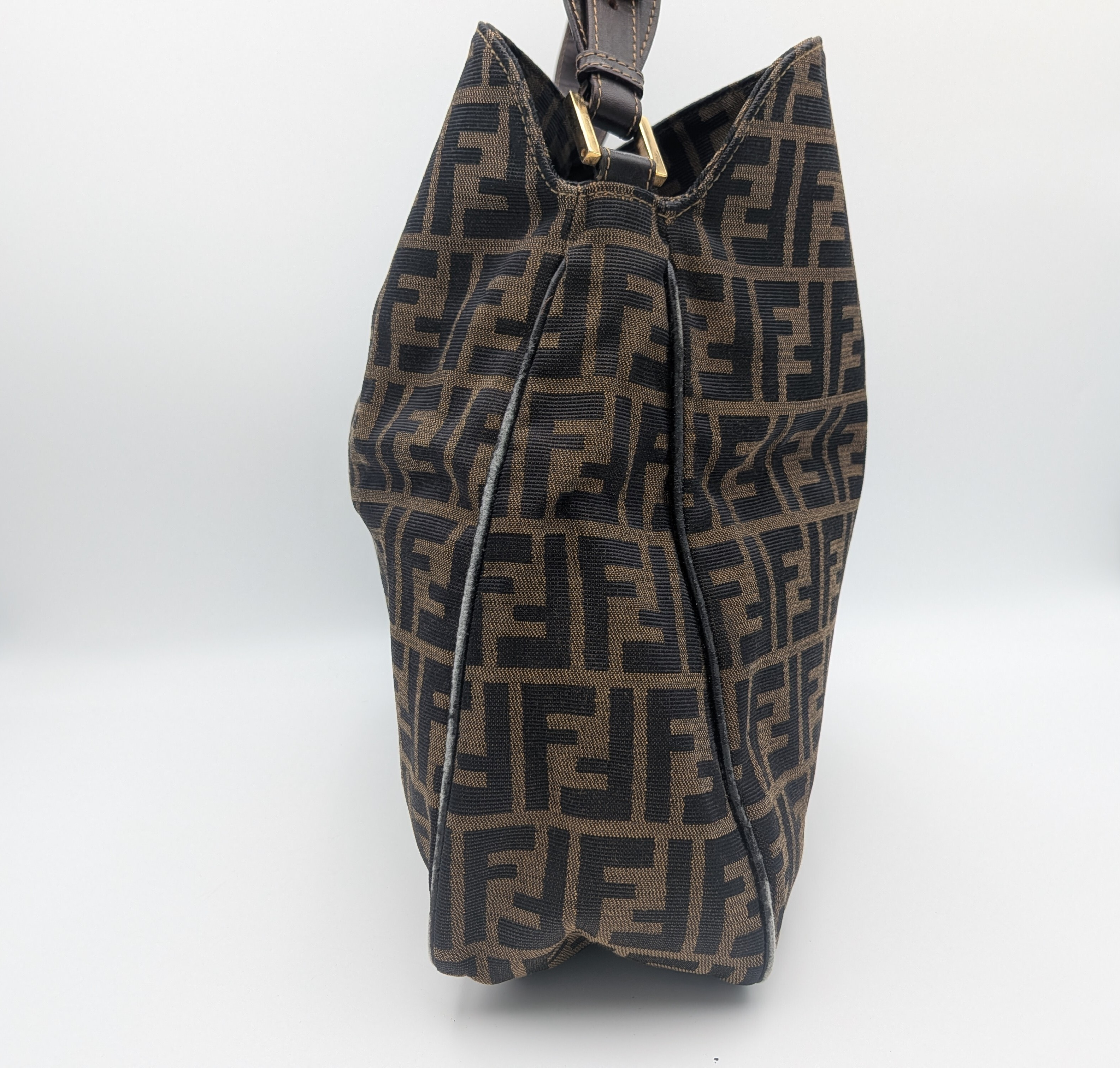 Mamma Bucket Zucca Shoulder Bag — view 3