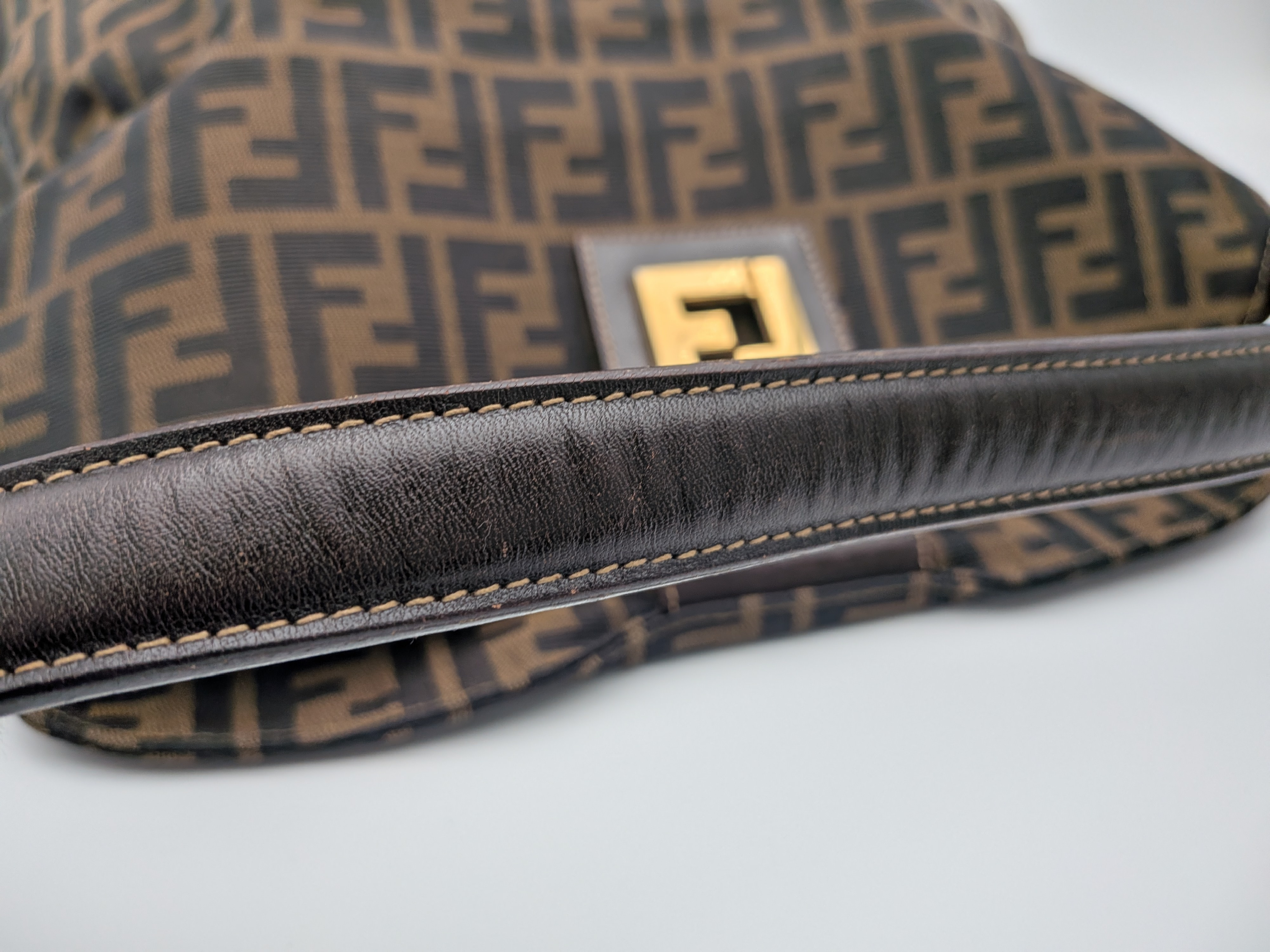 Mamma Bucket Zucca Shoulder Bag — view 8