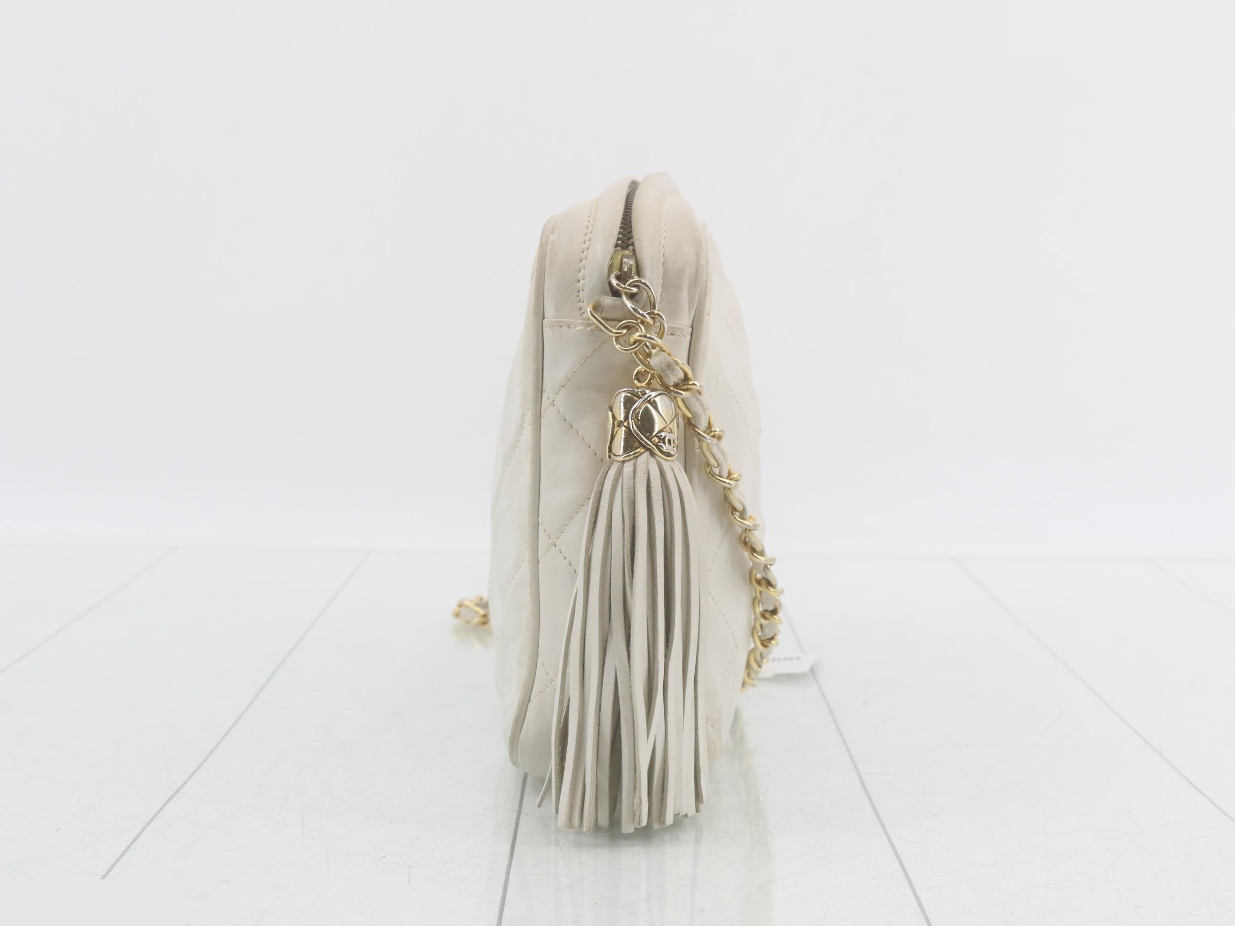 Matelassé Shoulder Bag — view 4