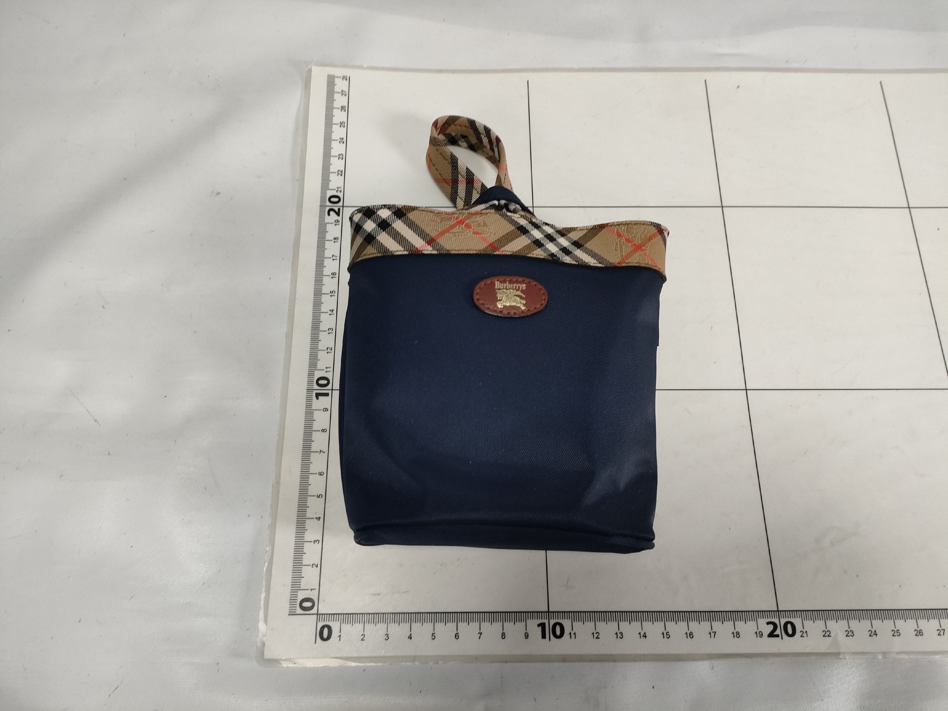 pouch handkerchief gift — view 5