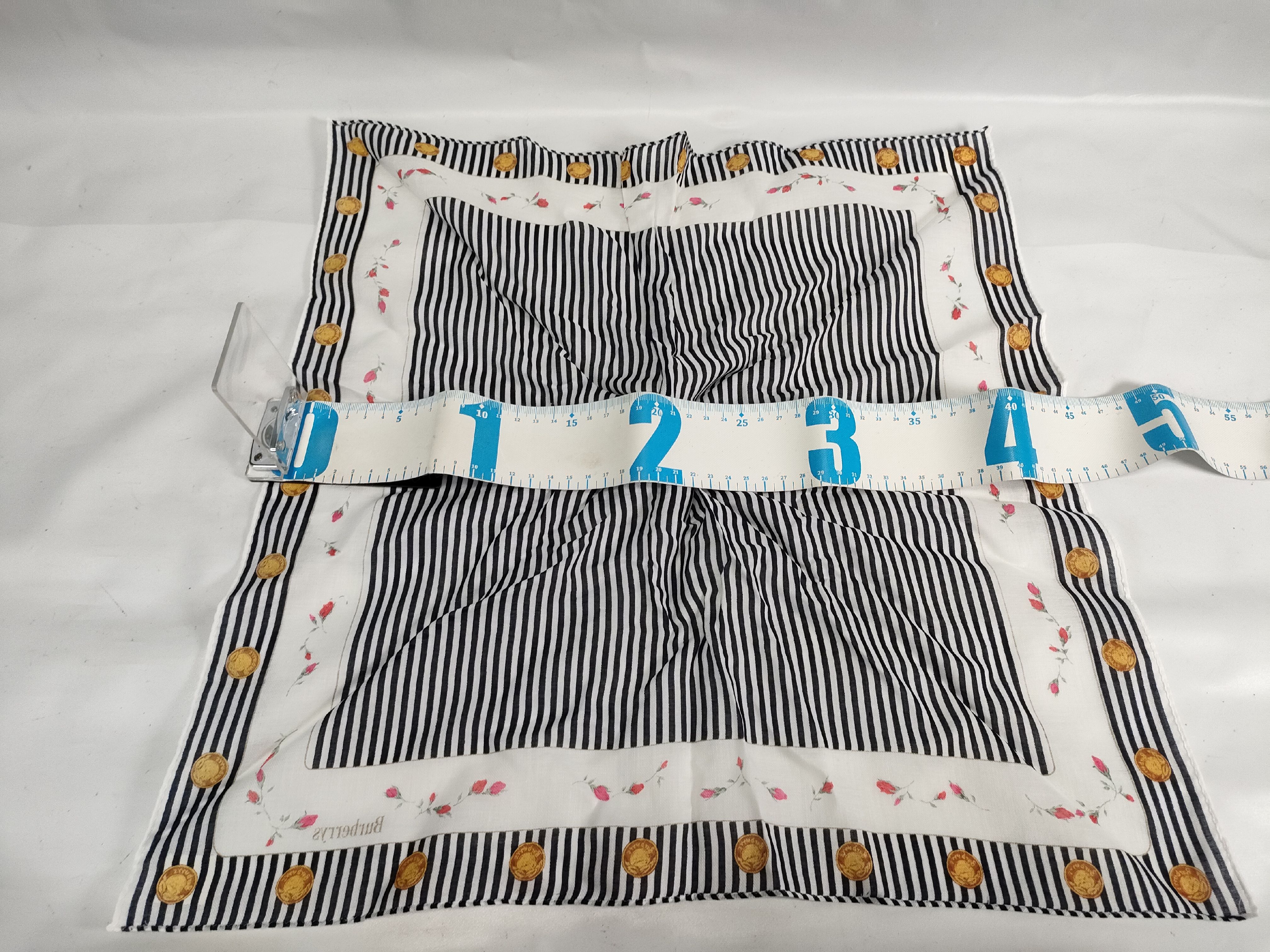 pouch handkerchief gift — view 7