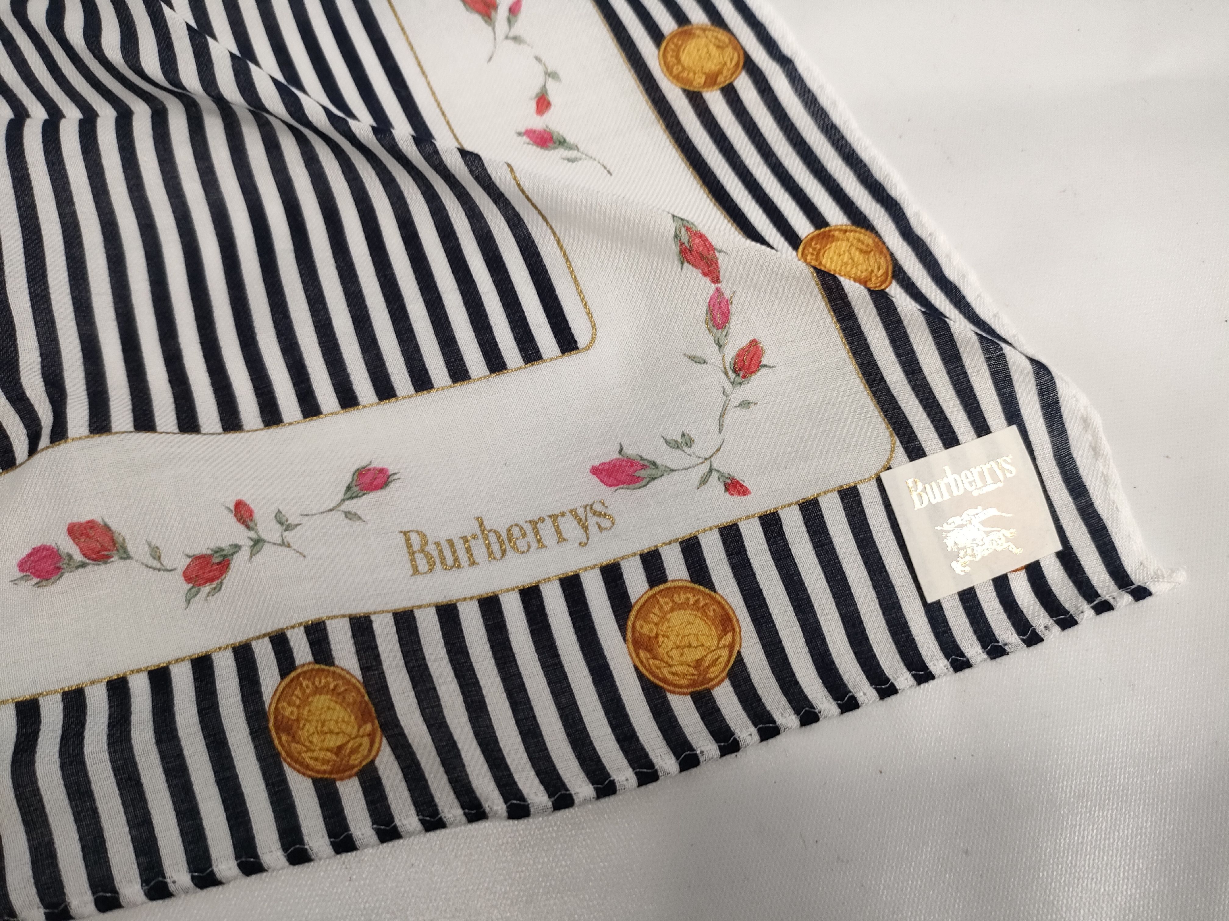 pouch handkerchief gift — view 8