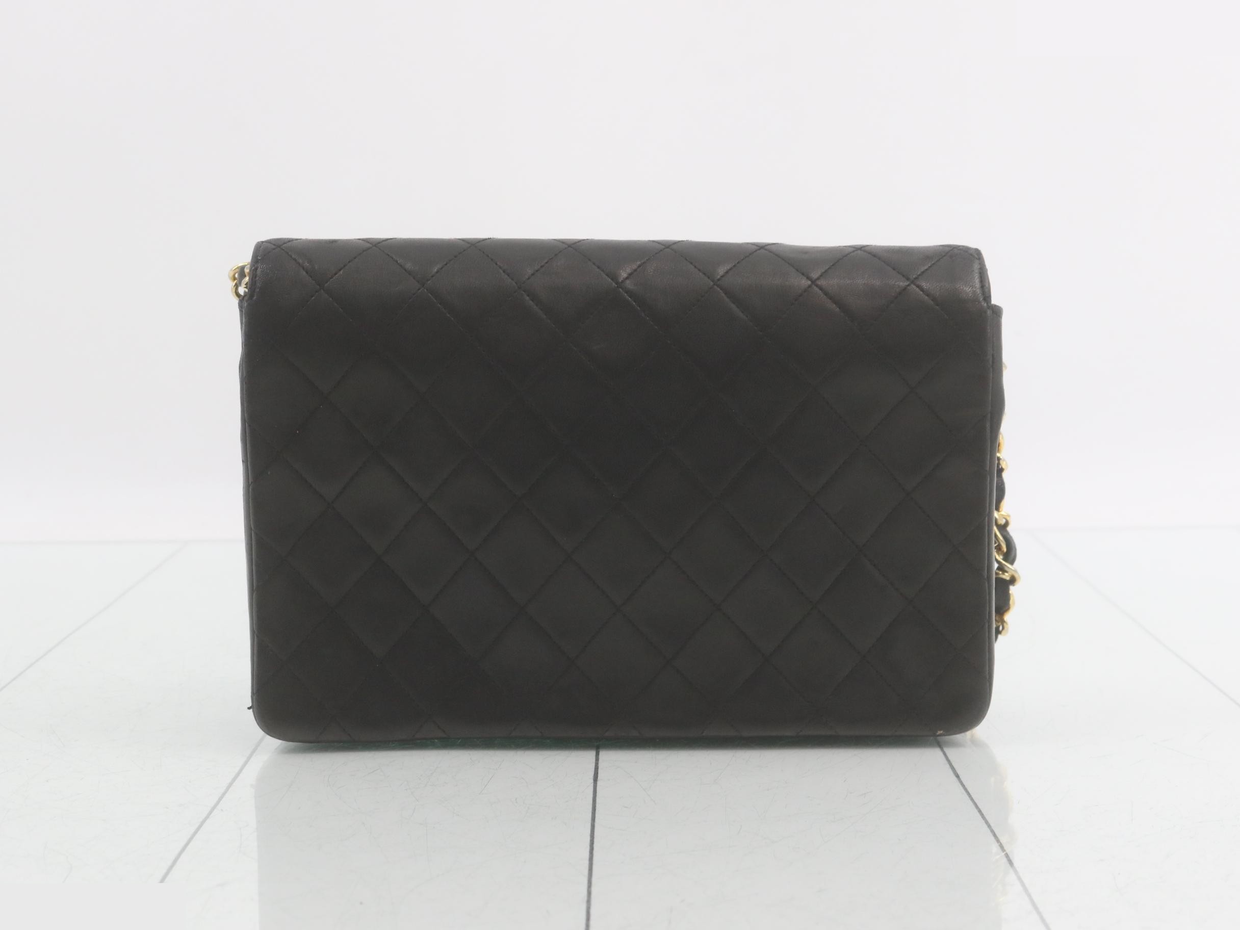 Matelassé (bag) - Shoulder bag — view 2