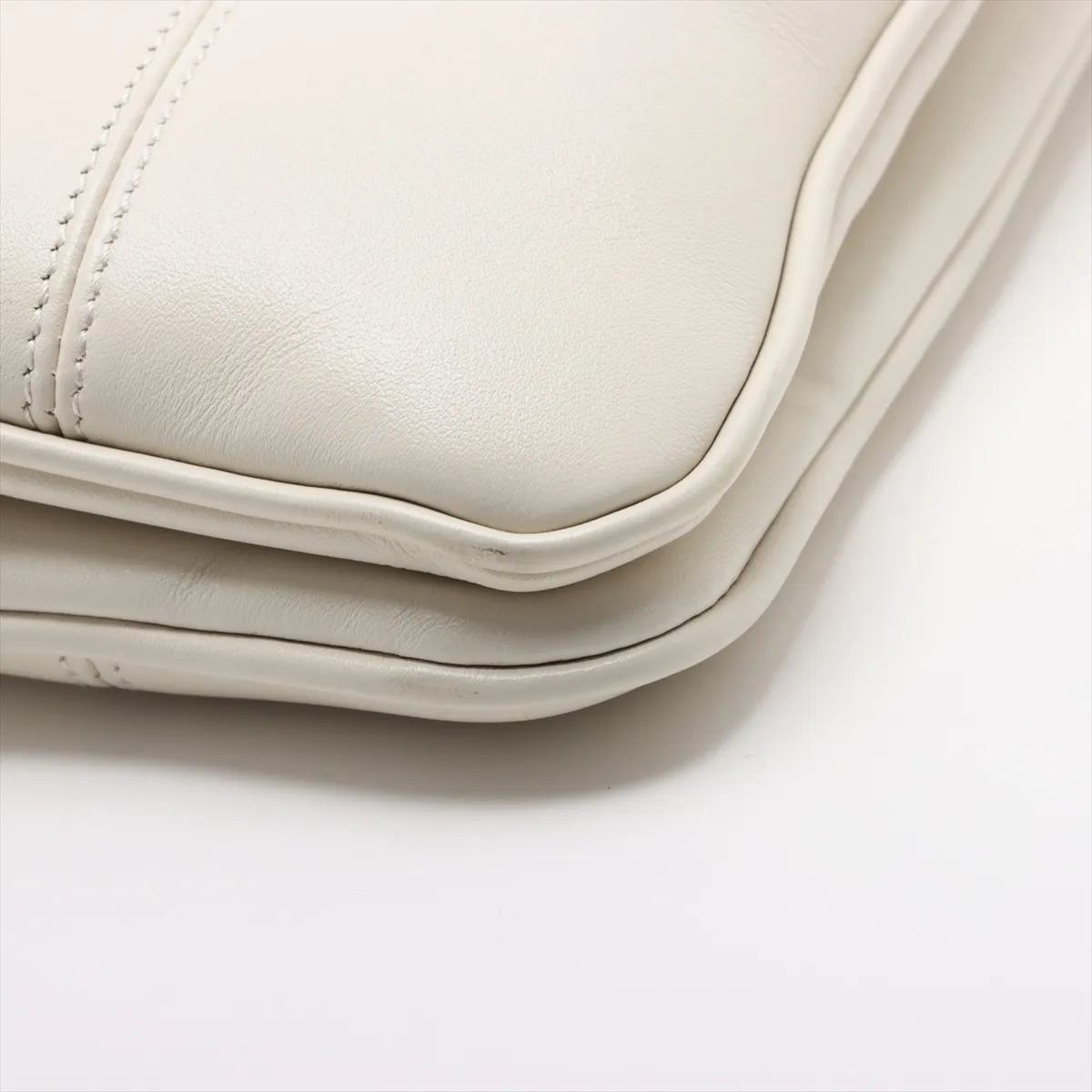 Petit GG Leather 2WAY Handbag White 745918 — view 13