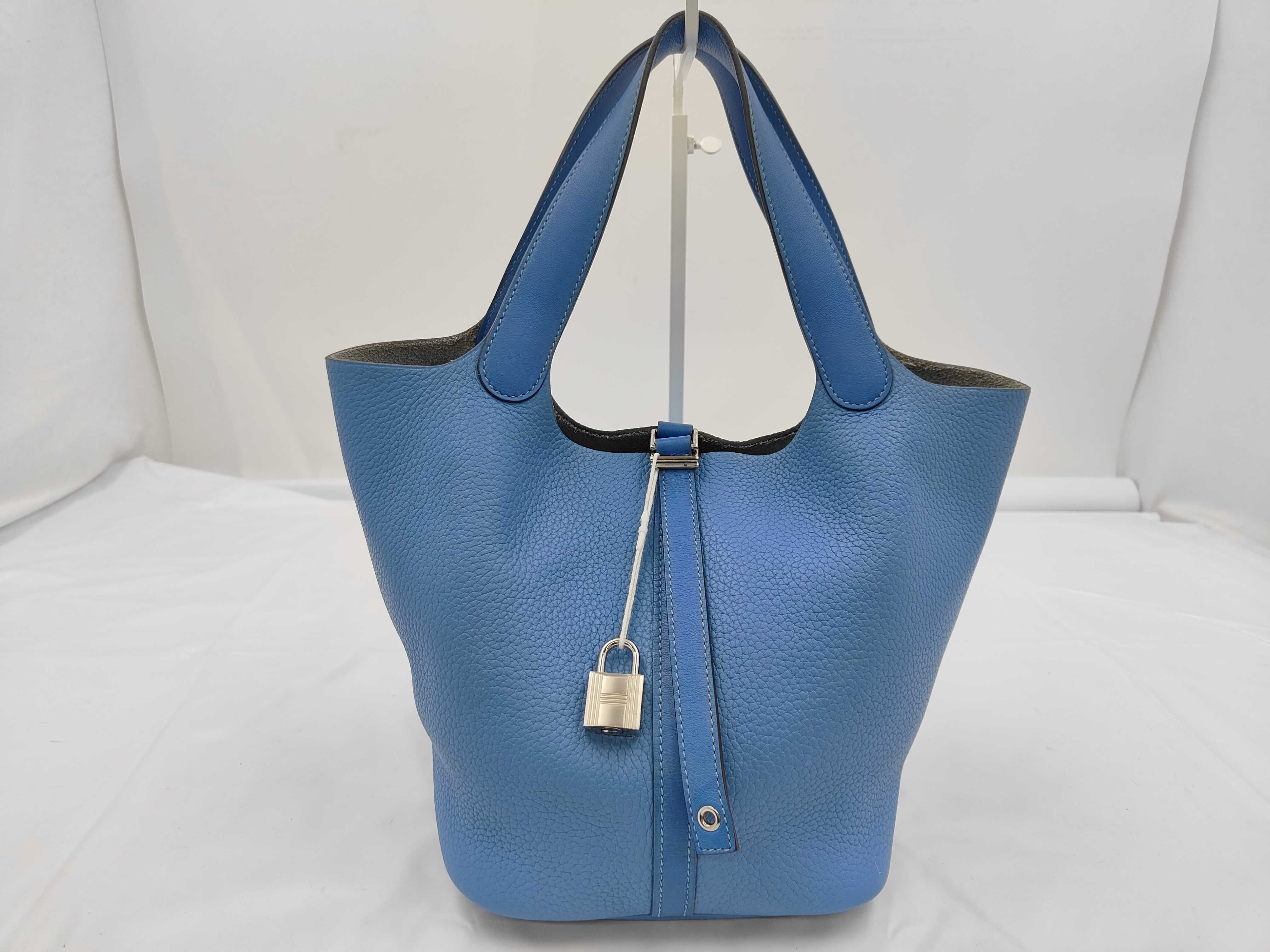 Picotin Lock 22 Handbag
