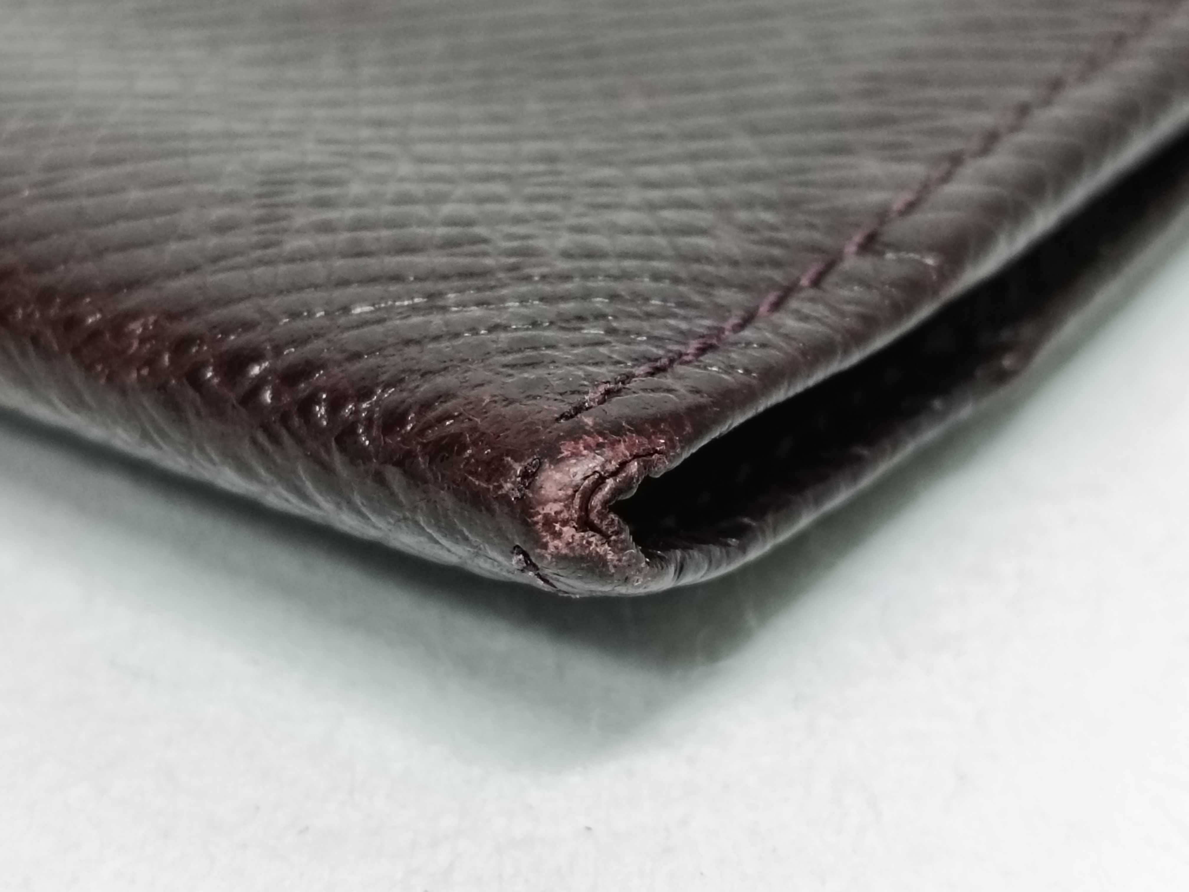 Taiga wallet case bill compartment — view 4