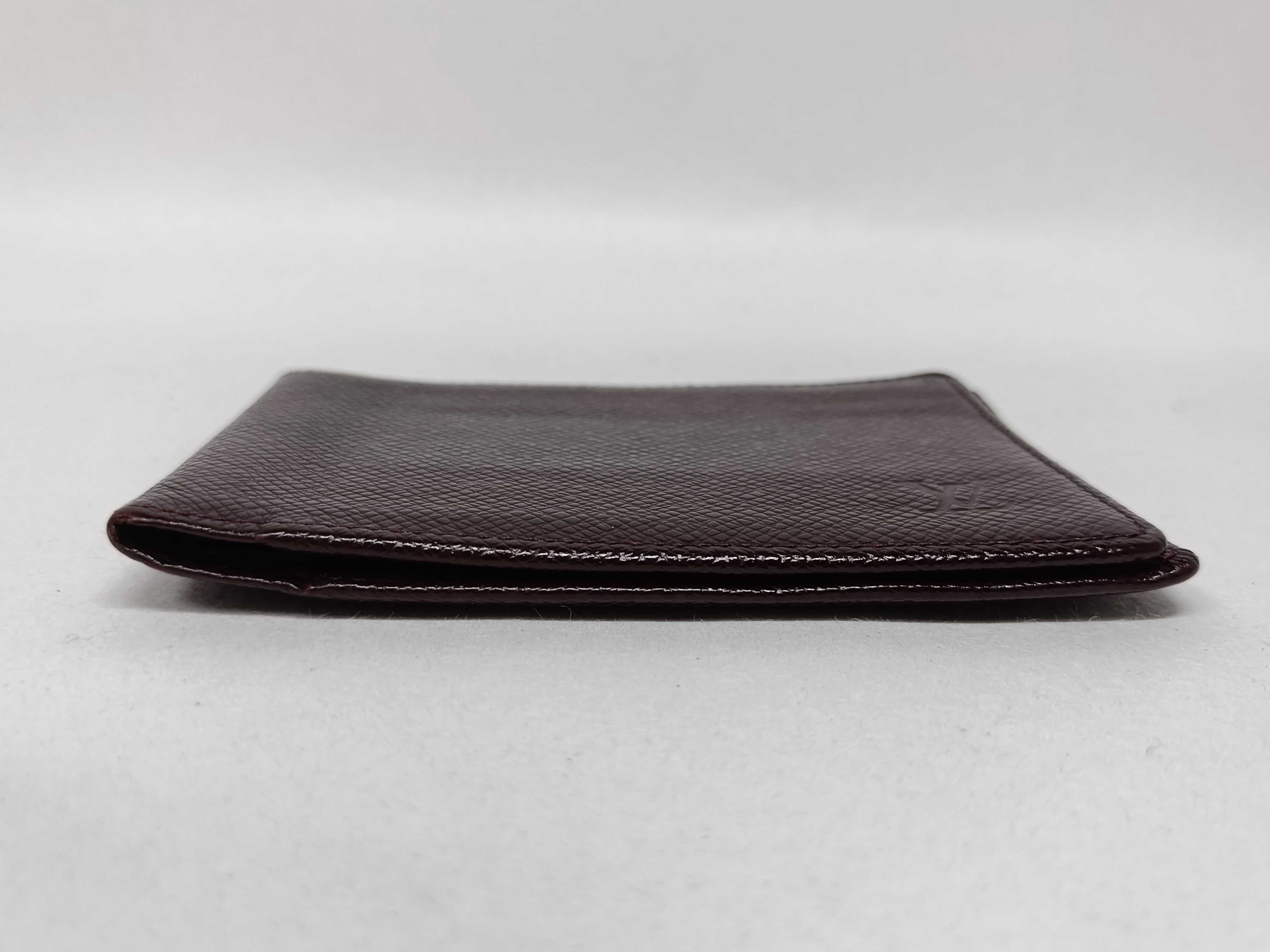 Taiga wallet case bill compartment — view 5