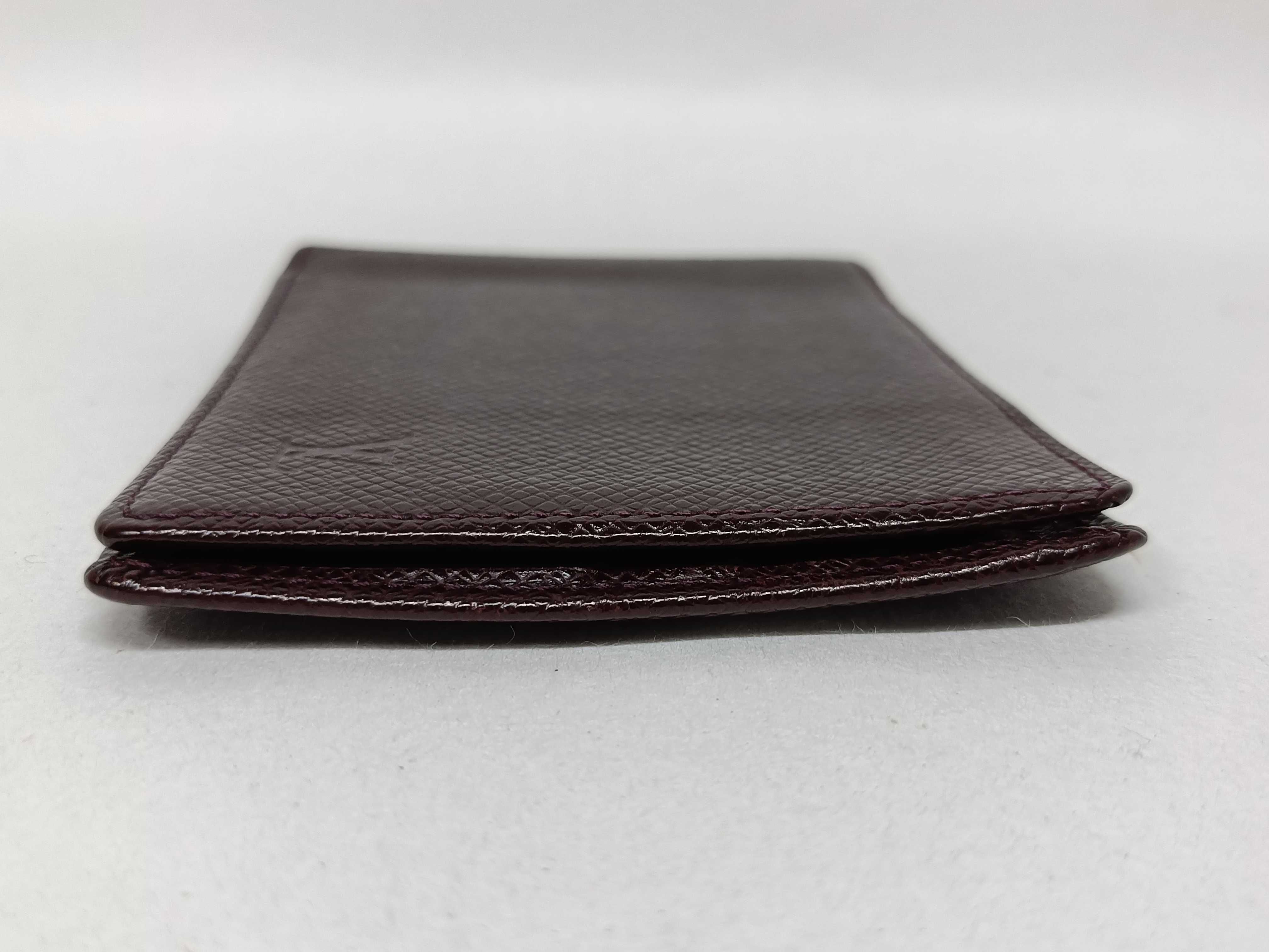 Taiga wallet case bill compartment — view 6