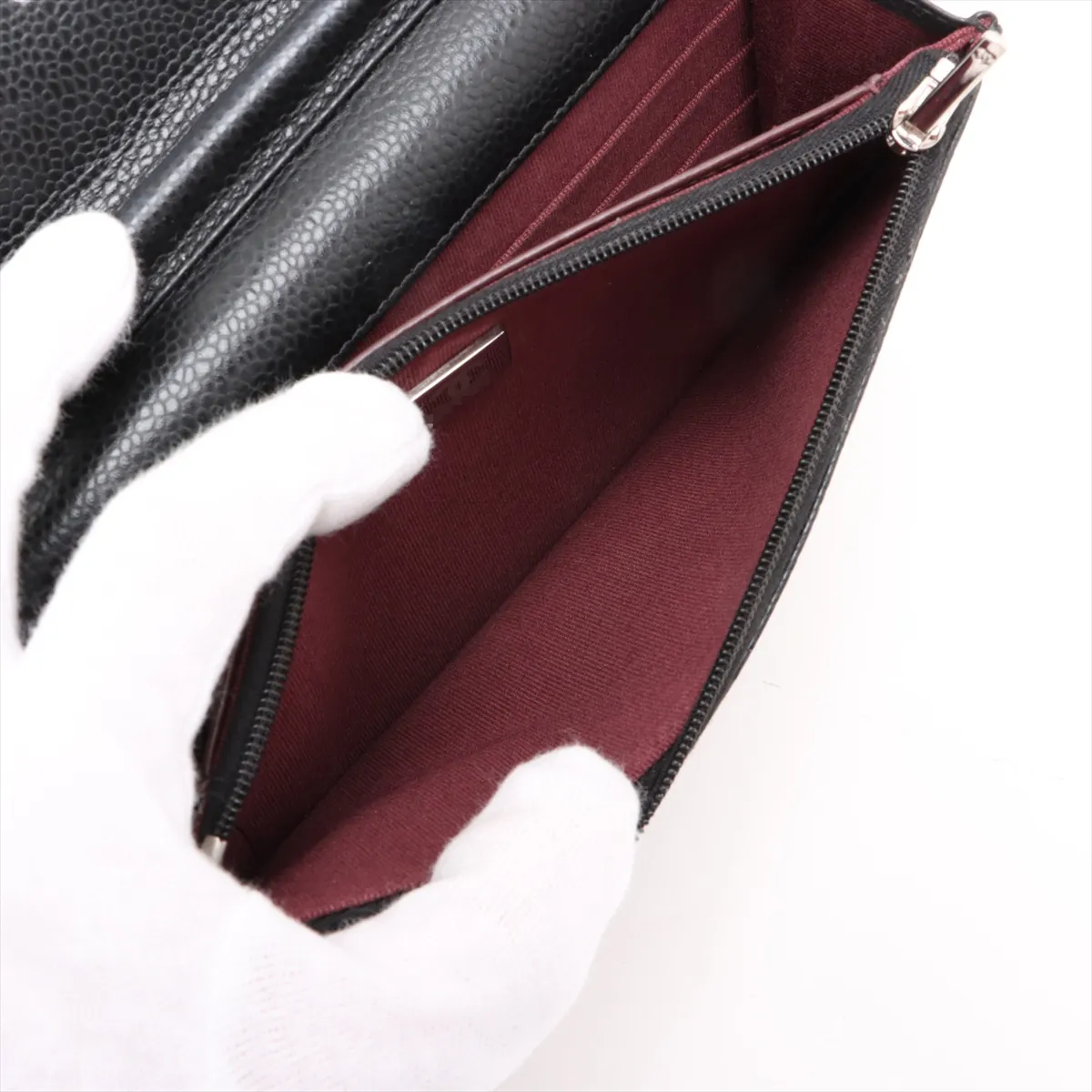 Matelasse caviar skin chain wallet black silver hardware HH4G6XE3 random plate AP0250 — view 8