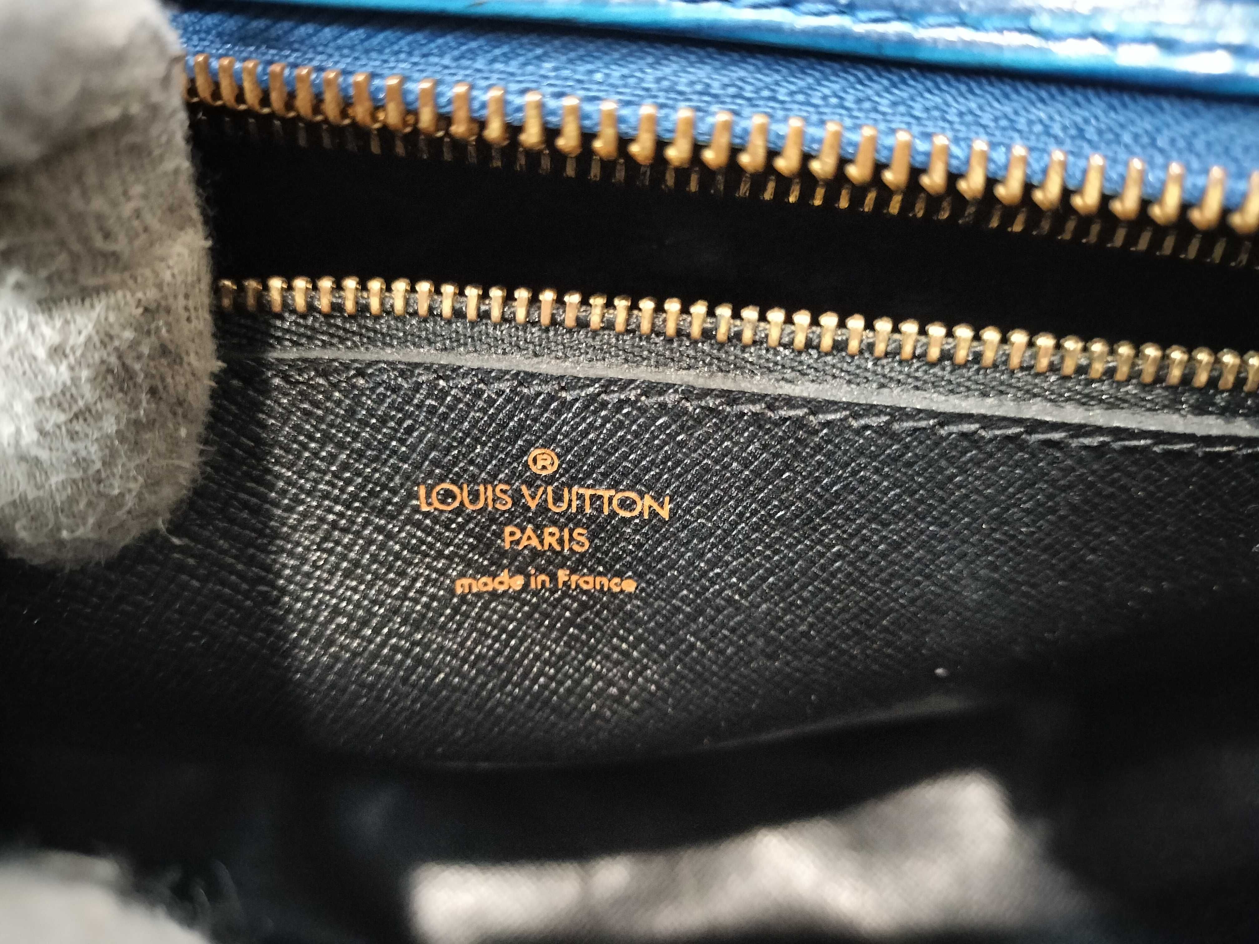 Epi Jeune Fille Shoulder Bag — view 12