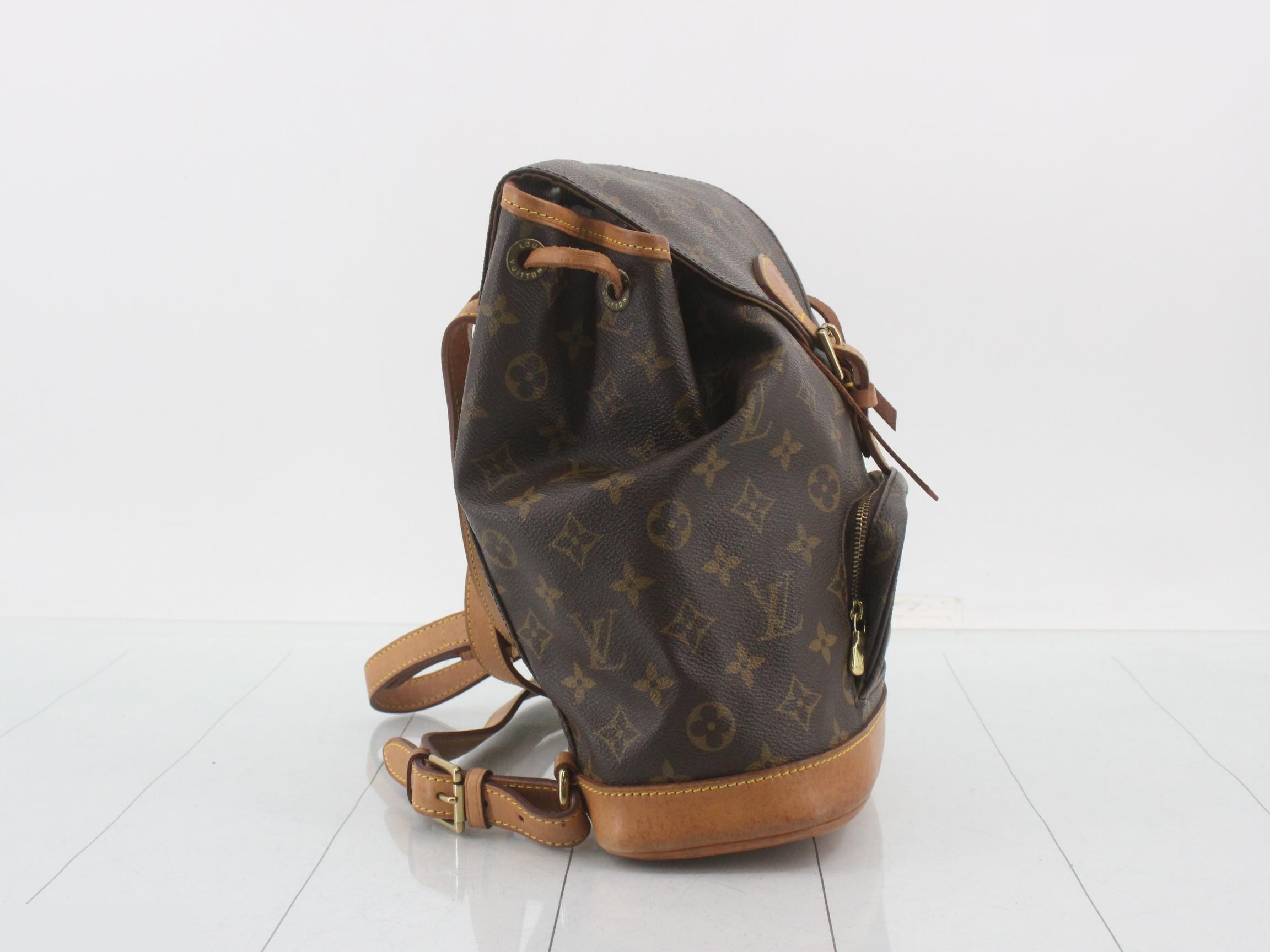 Other lines: Nova Check bags and shoulder bags — view 4