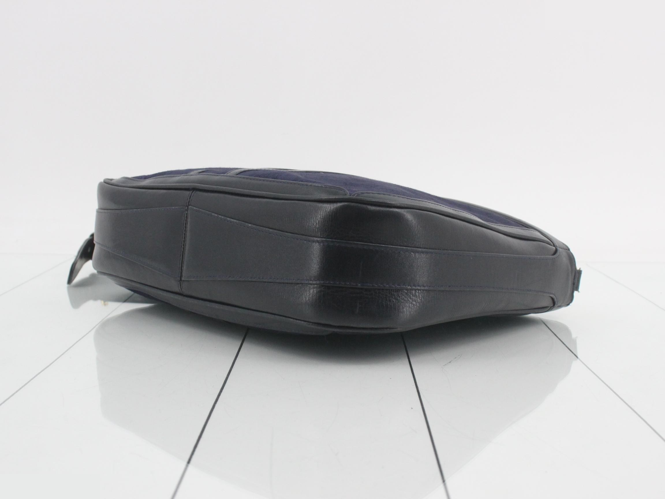 One-shoulder — view 6