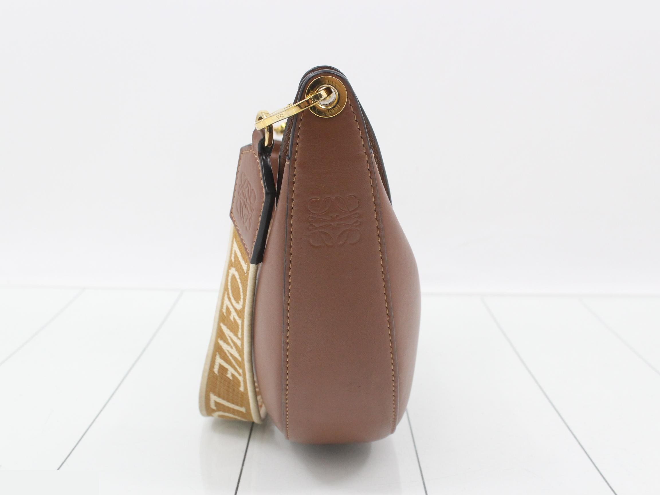 Luna Bag Small Leather Semi-Shoulder Bag — view 4