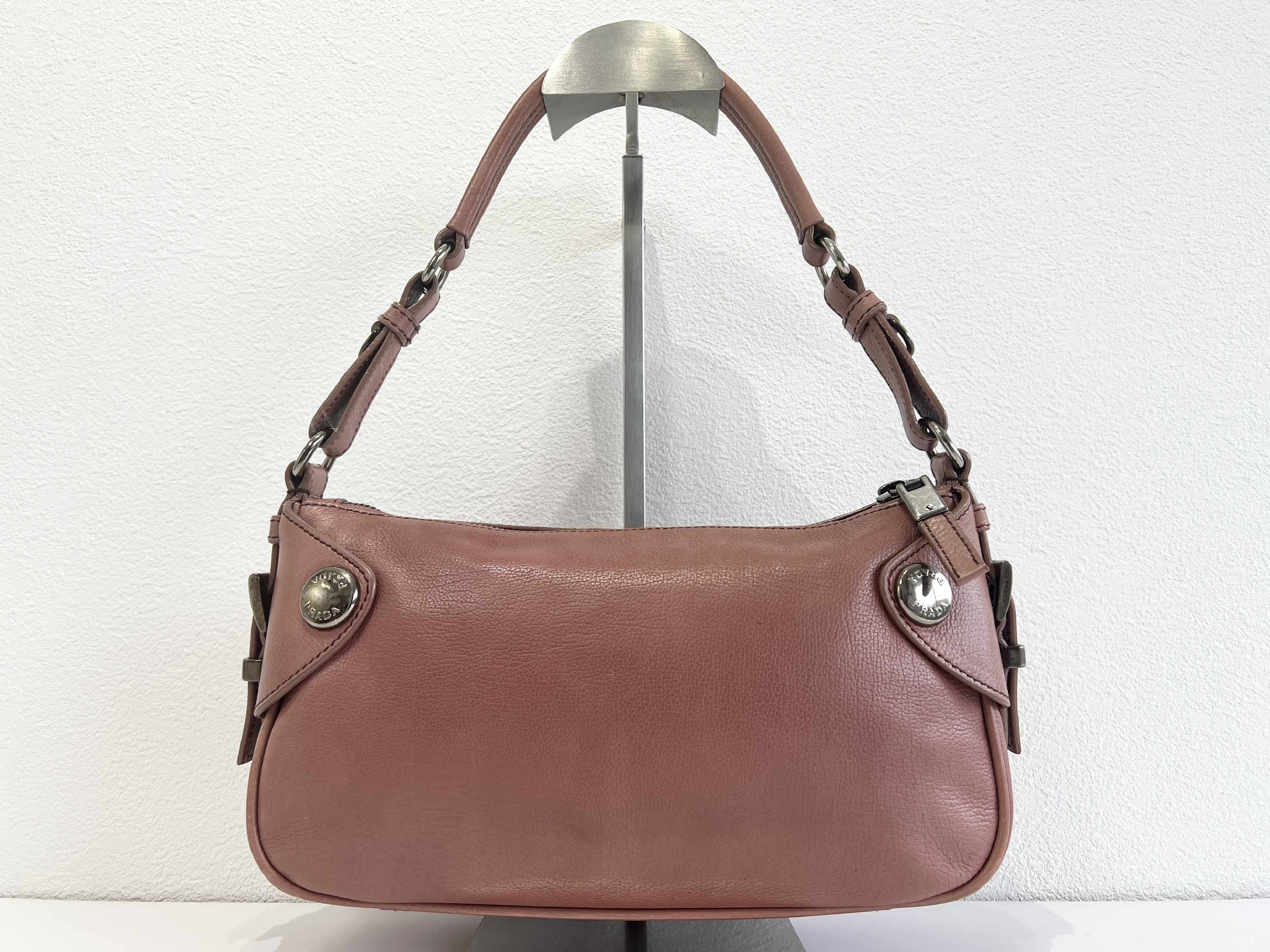 leather logo shoulder bag one shoulder bag — view 2