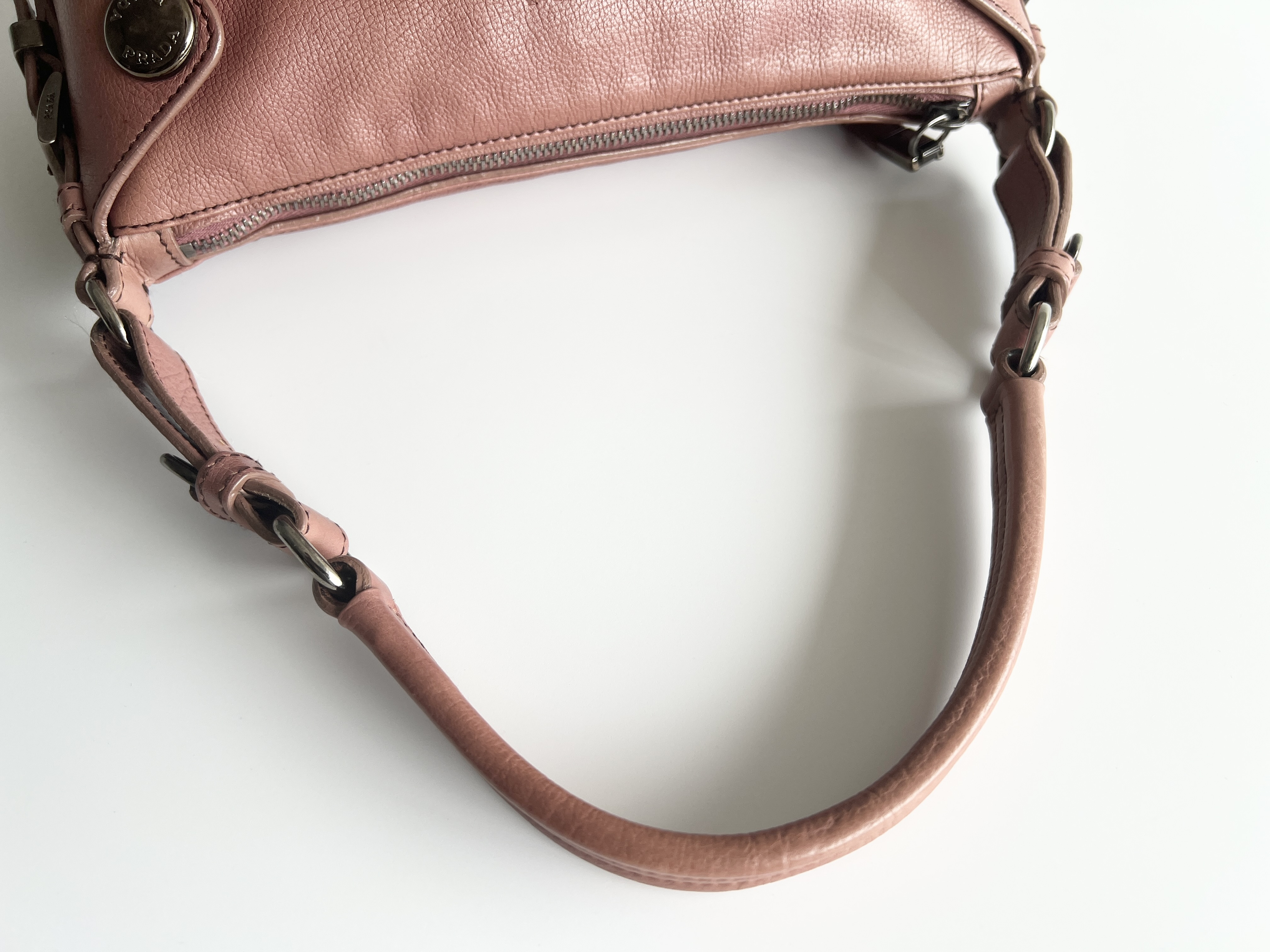 leather logo shoulder bag one shoulder bag — view 3