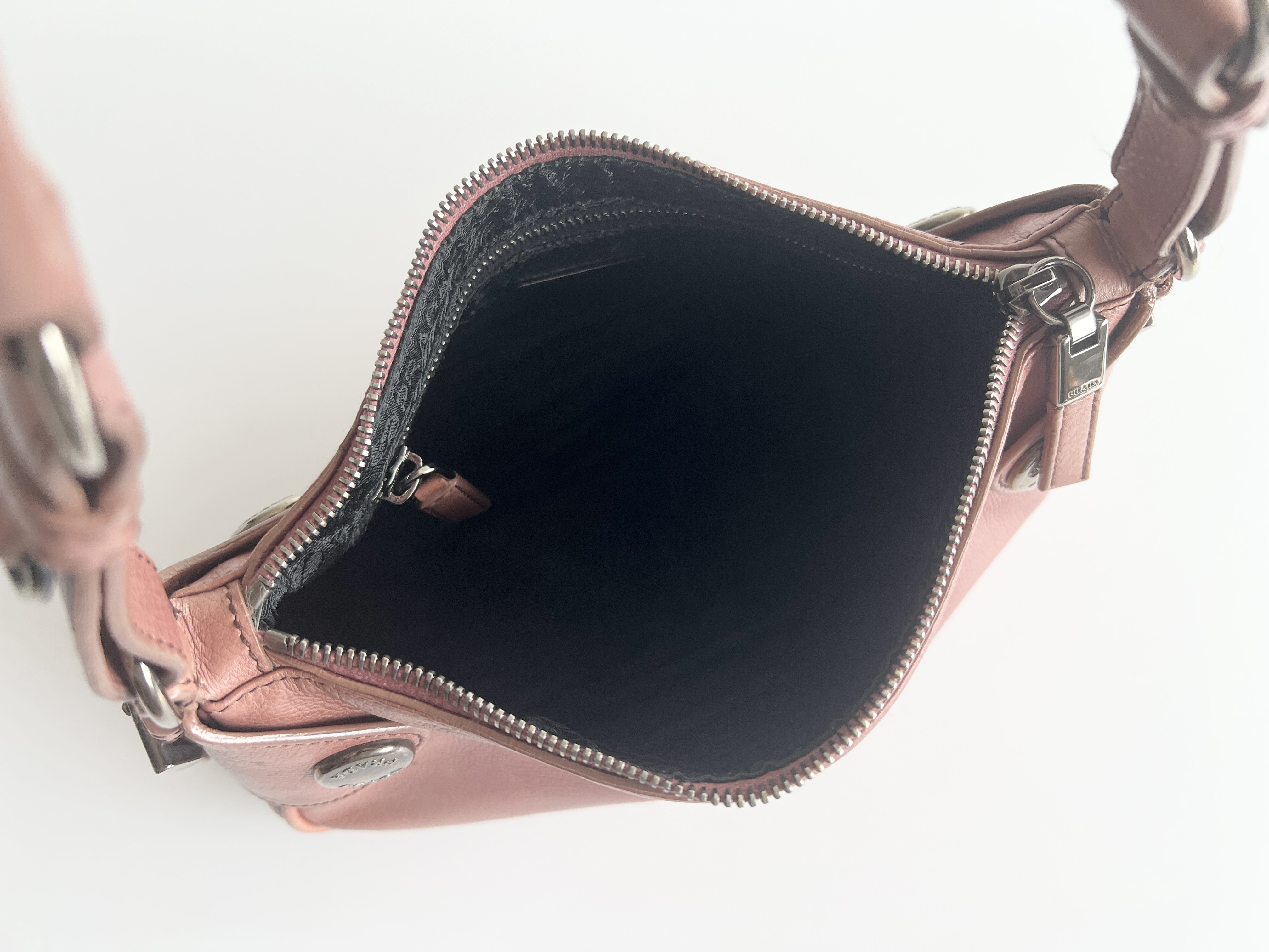 leather logo shoulder bag one shoulder bag — view 4