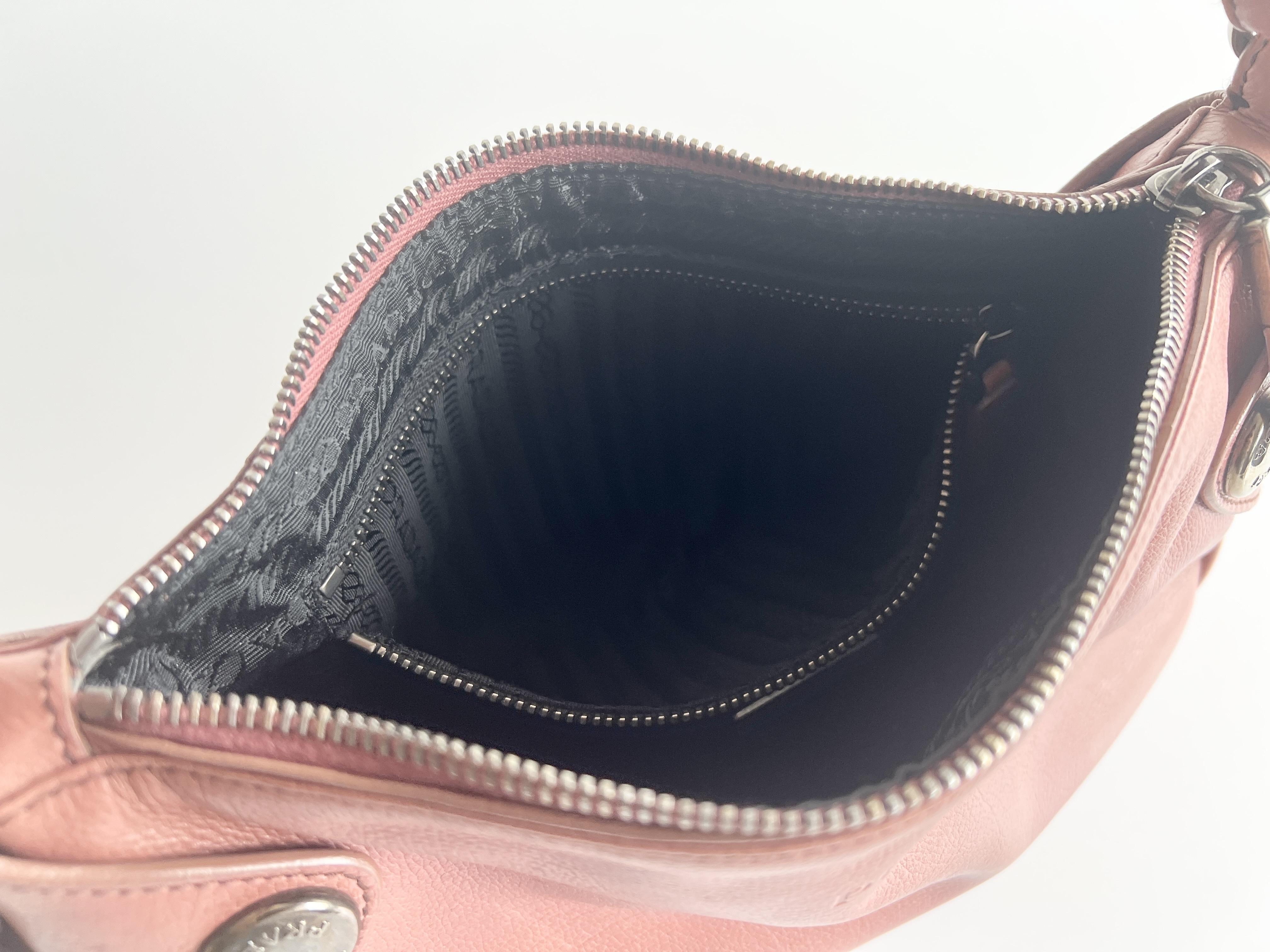 leather logo shoulder bag one shoulder bag — view 7
