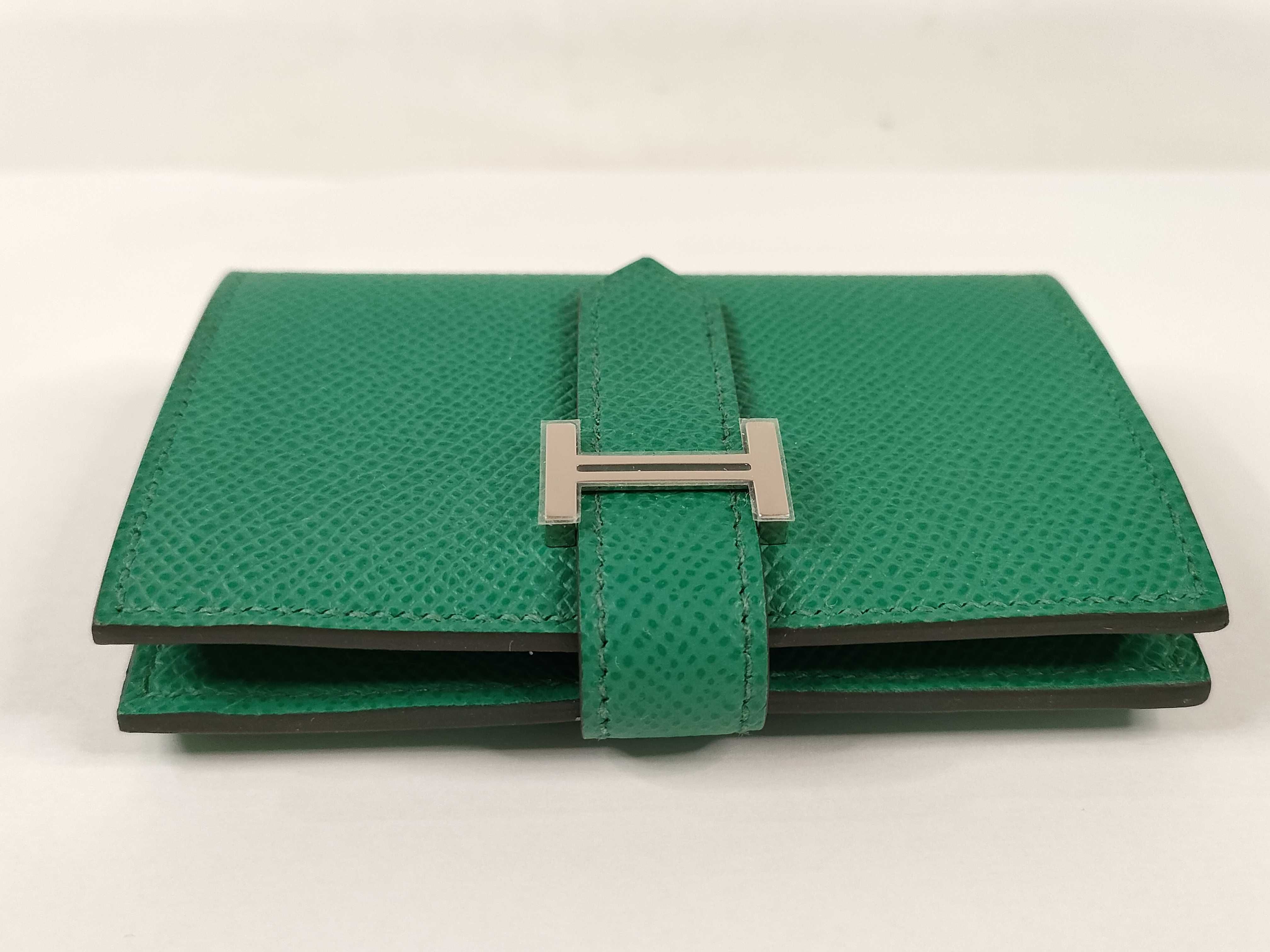 Bearn Mini Vert Vertigo x Silver Hardware B Stamp Hermes Unused Wallet — view 4