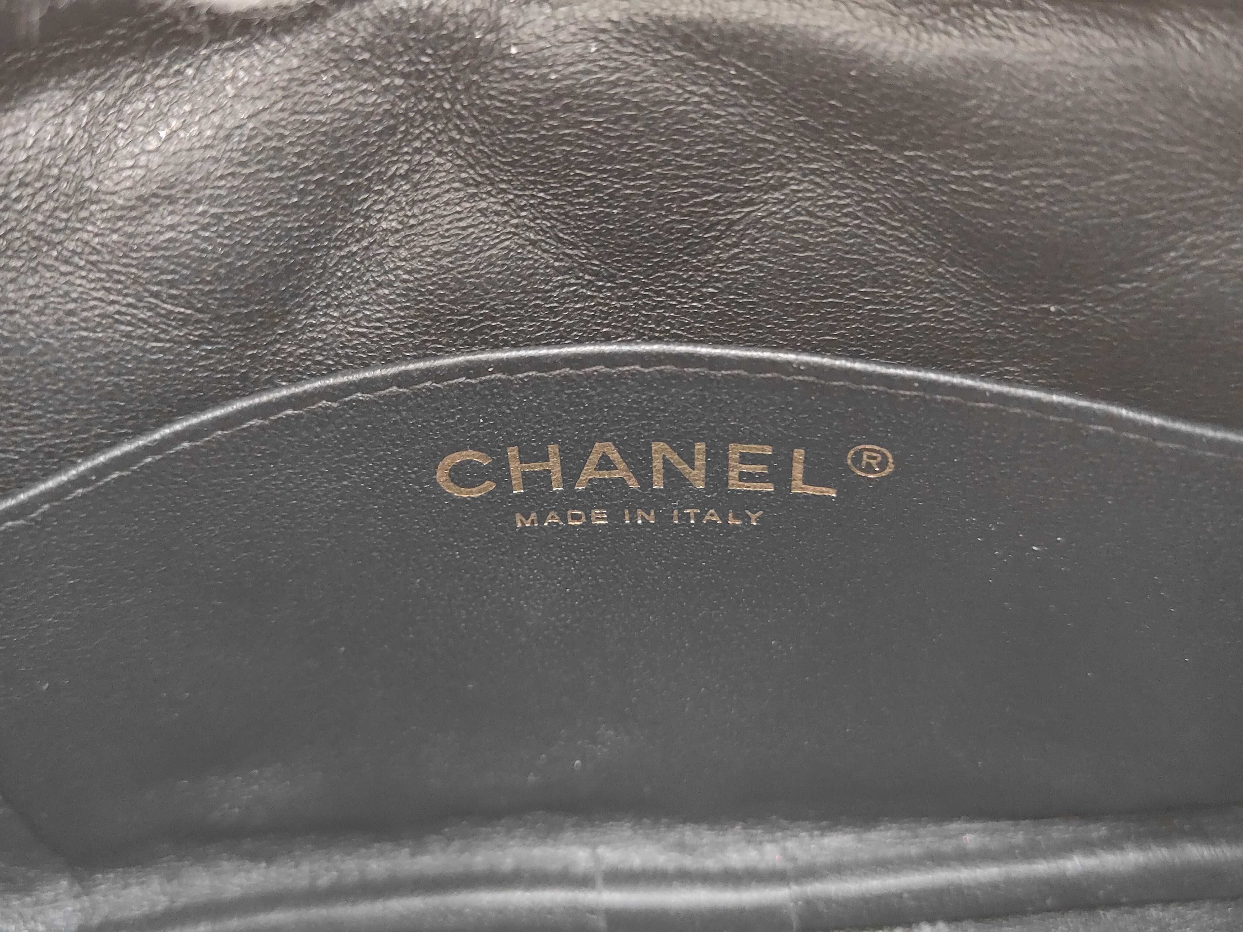 Matelassé Camera Case Chain Shoulder Bag — view 10