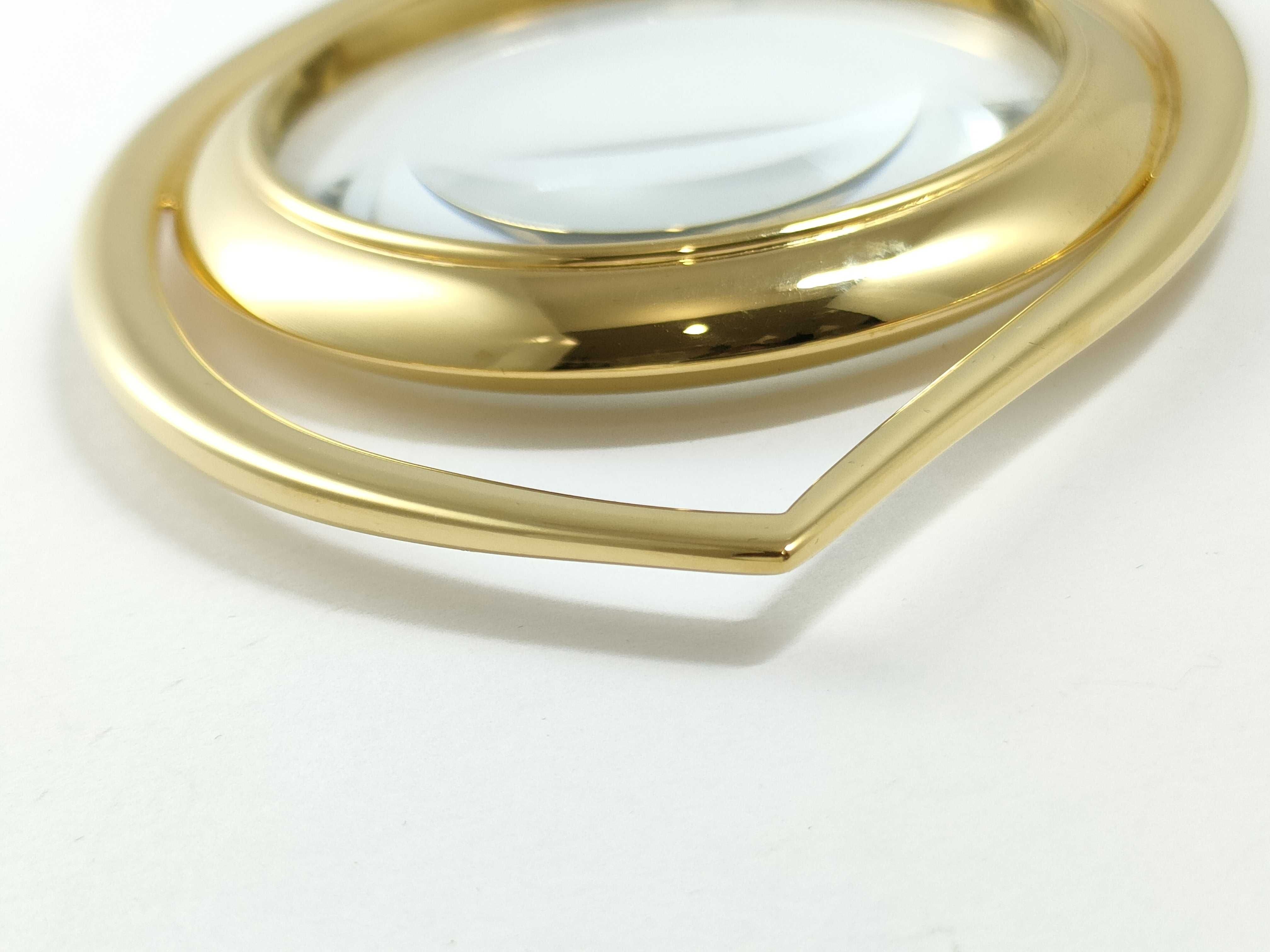 Magnifying Glass, Oeil de Cleopatra (Cleopatra's Eye), and other accessories. — view 11