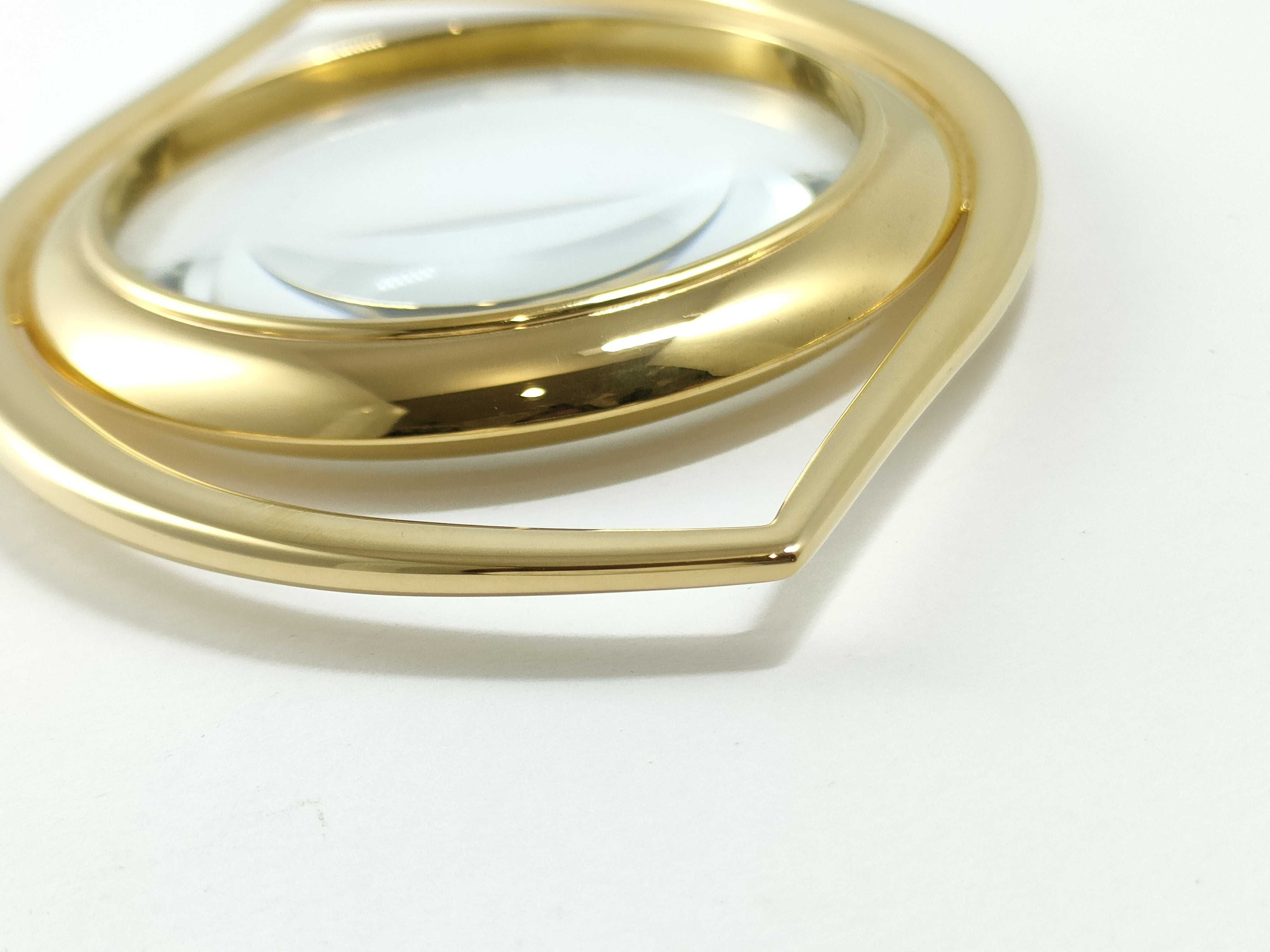 Magnifying Glass, Oeil de Cleopatra (Cleopatra's Eye), and other accessories. — view 10