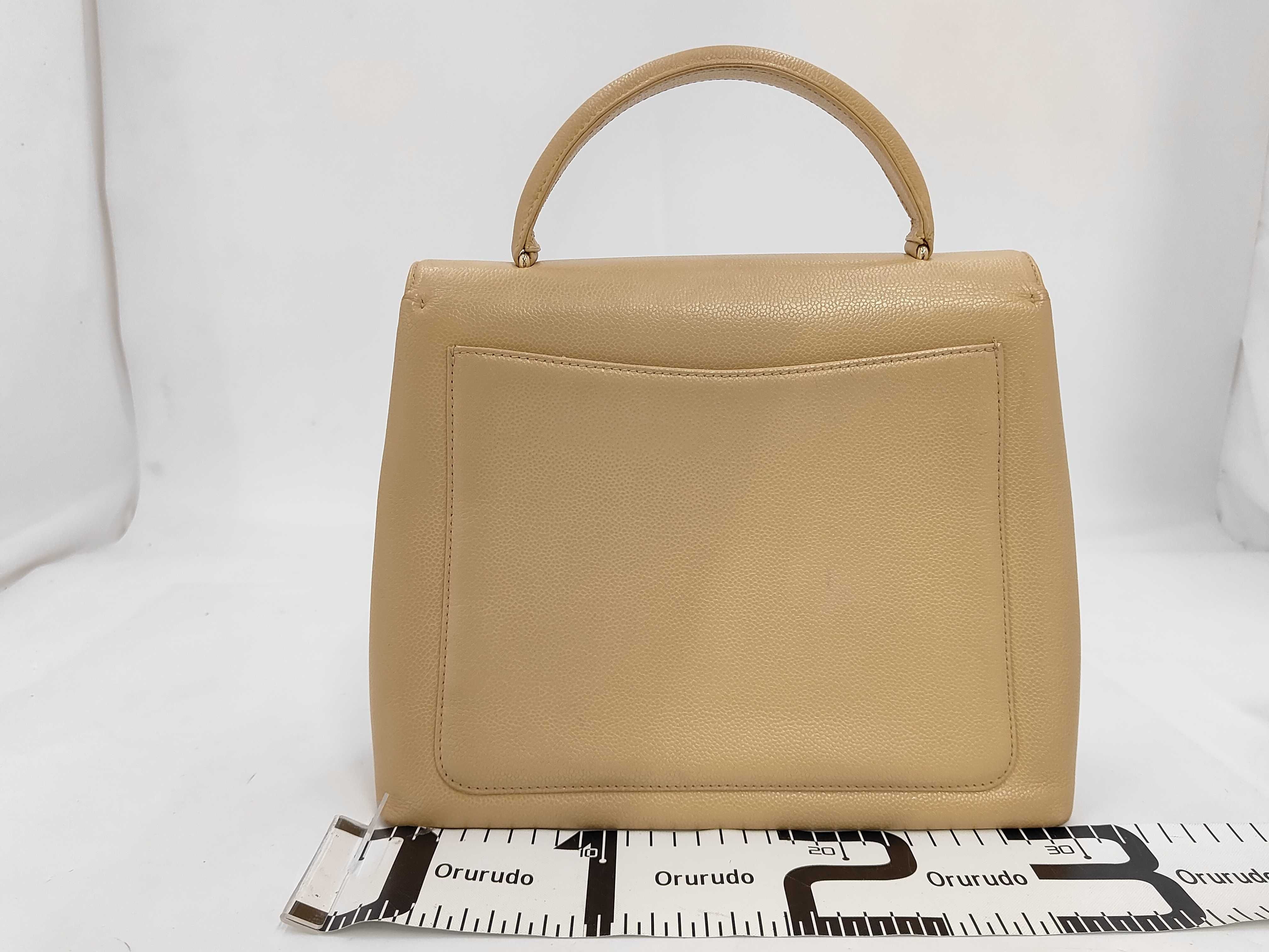 handbag, lambskin, beige. — view 2