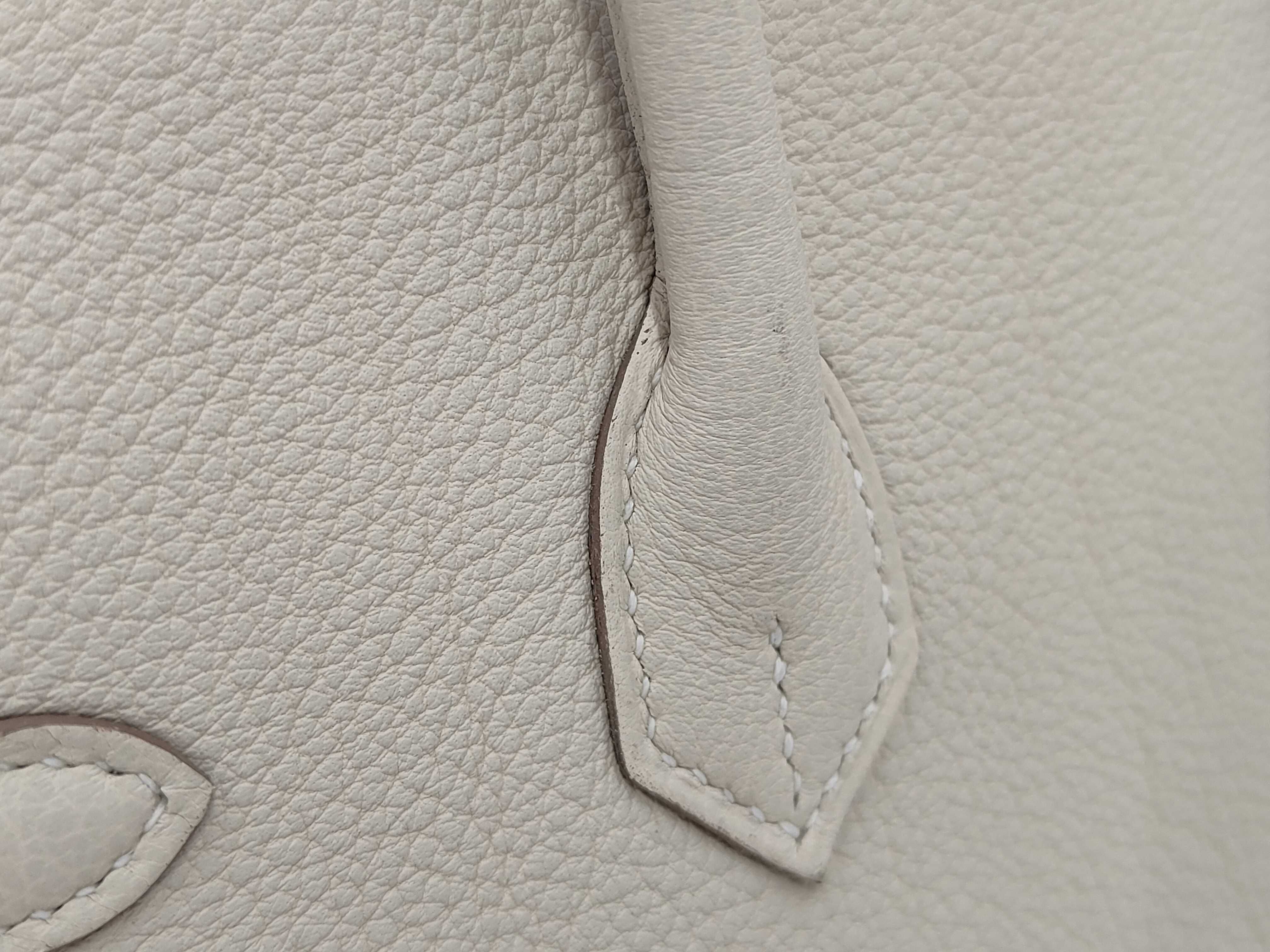 Birkin 25 Togo Leather, Craie, Gold Hardware, K Stamp Handbag — view 7