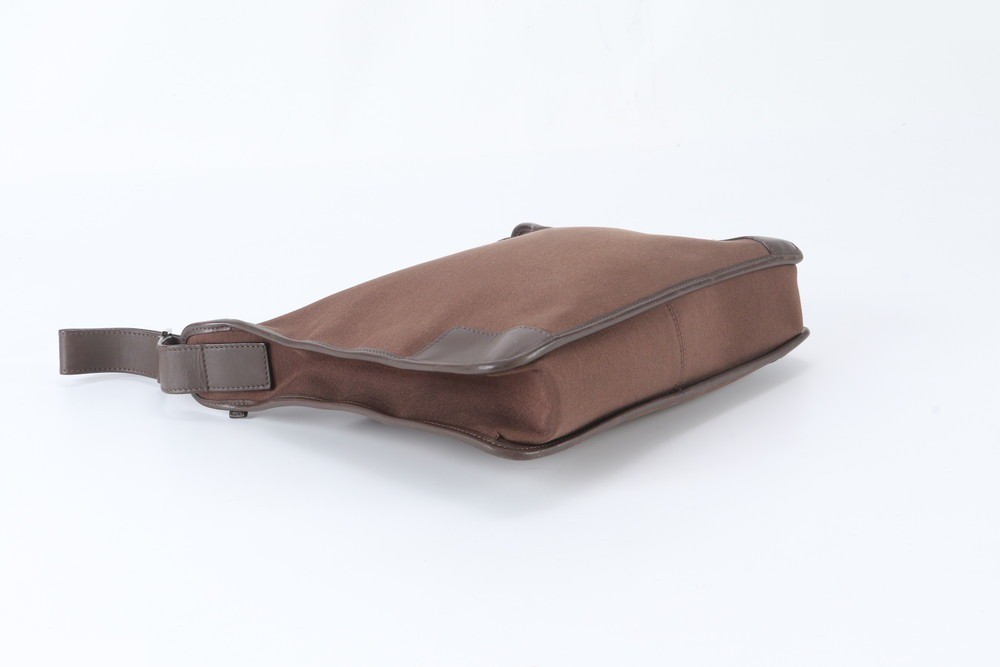 Leather shoulder bag — view 5