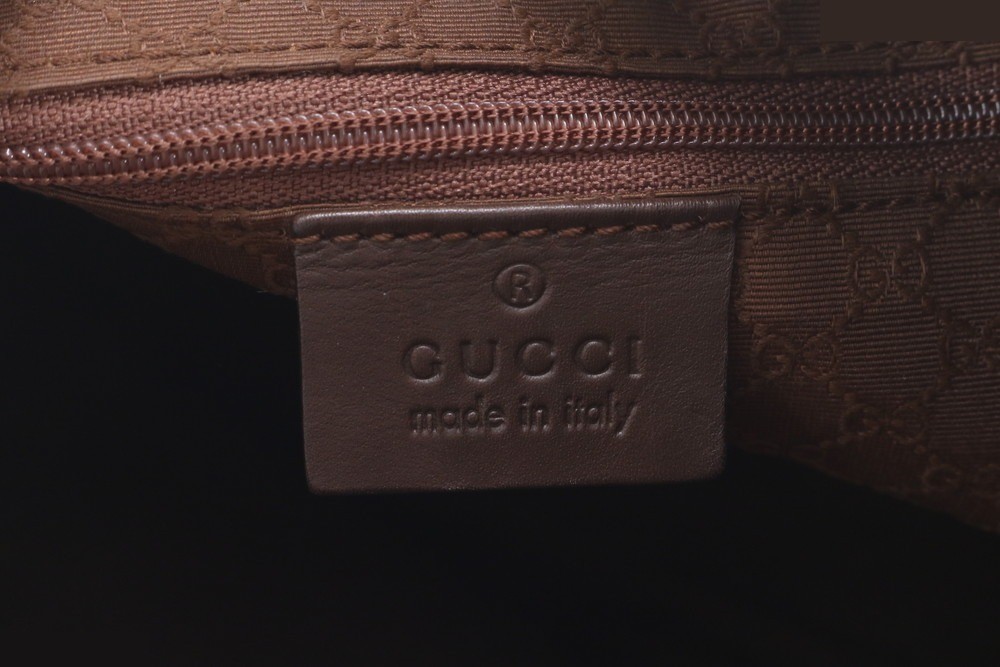 Leather shoulder bag — view 8