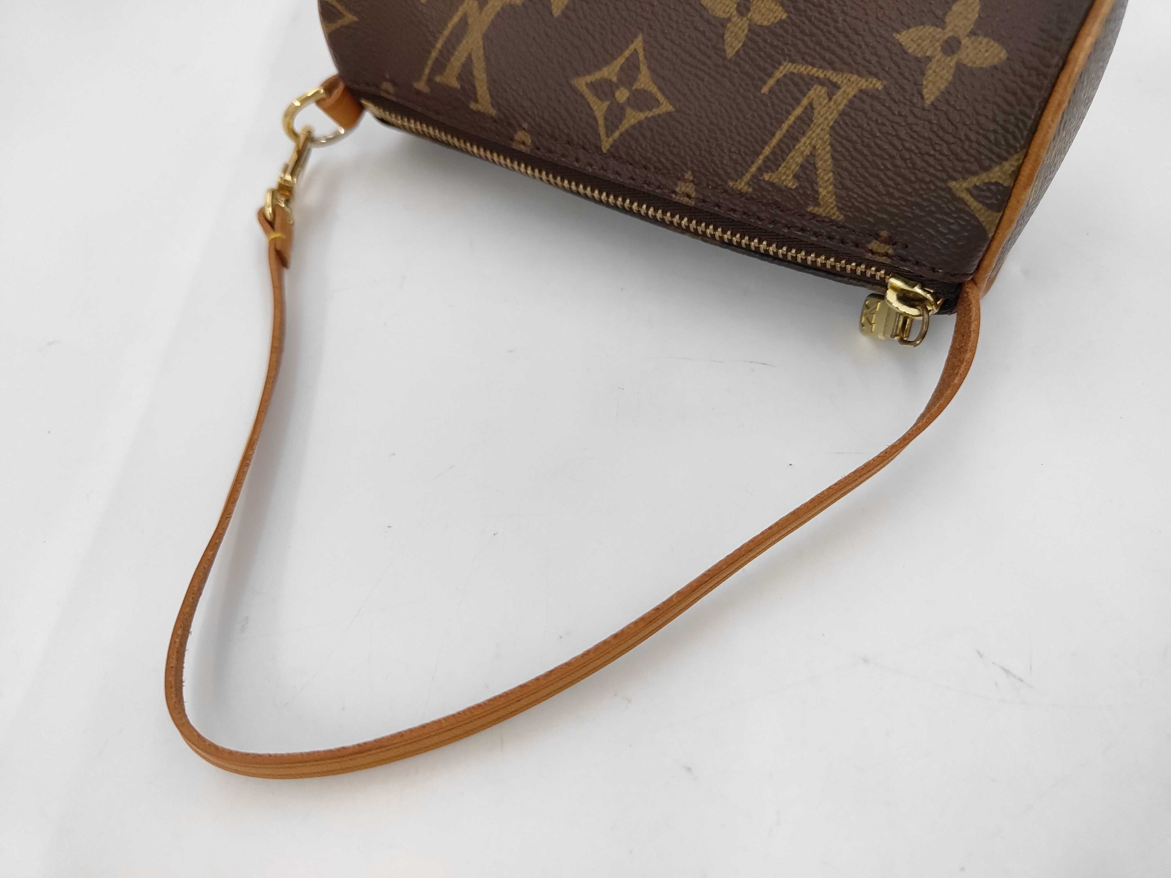 Monogram Louis Vuitton Monogram Papillon attached pouch — view 4