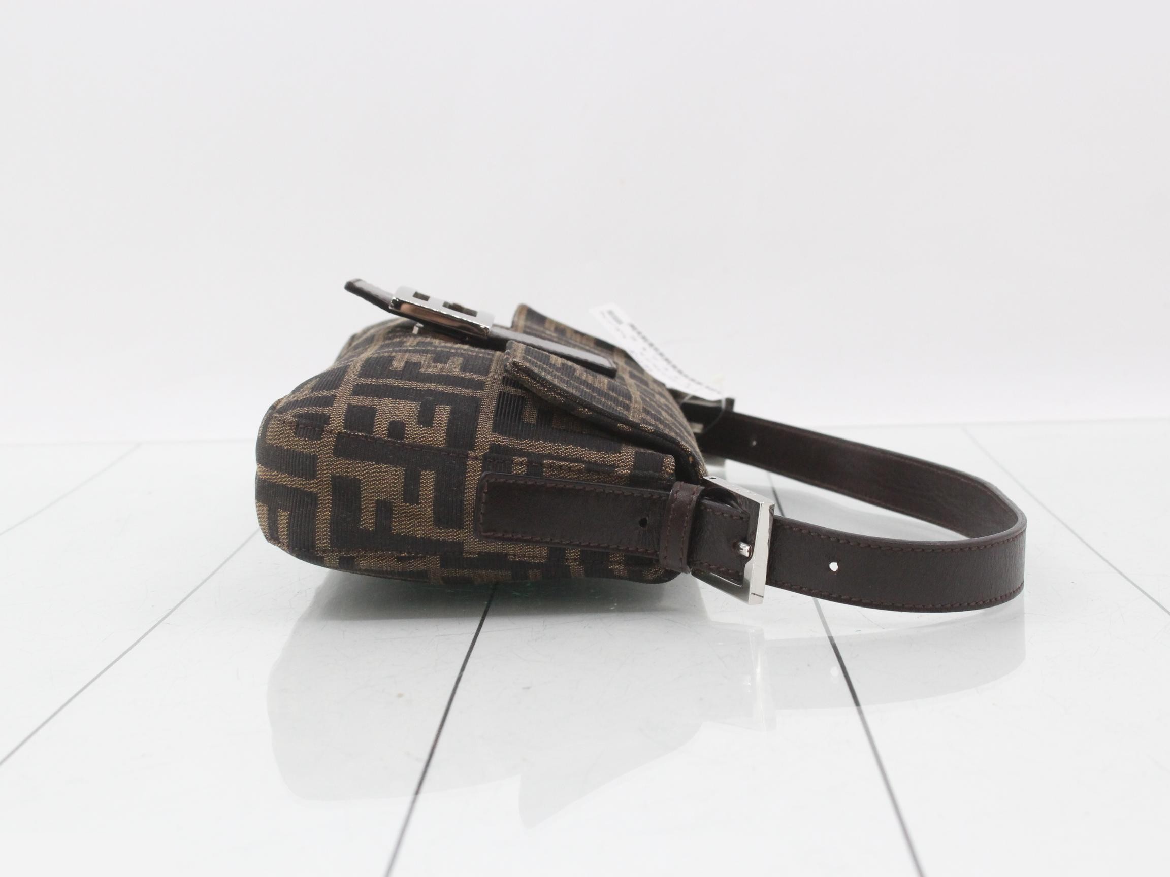 Mamma Bucket One-Shoulder Bag W26 H14 D4 — view 3