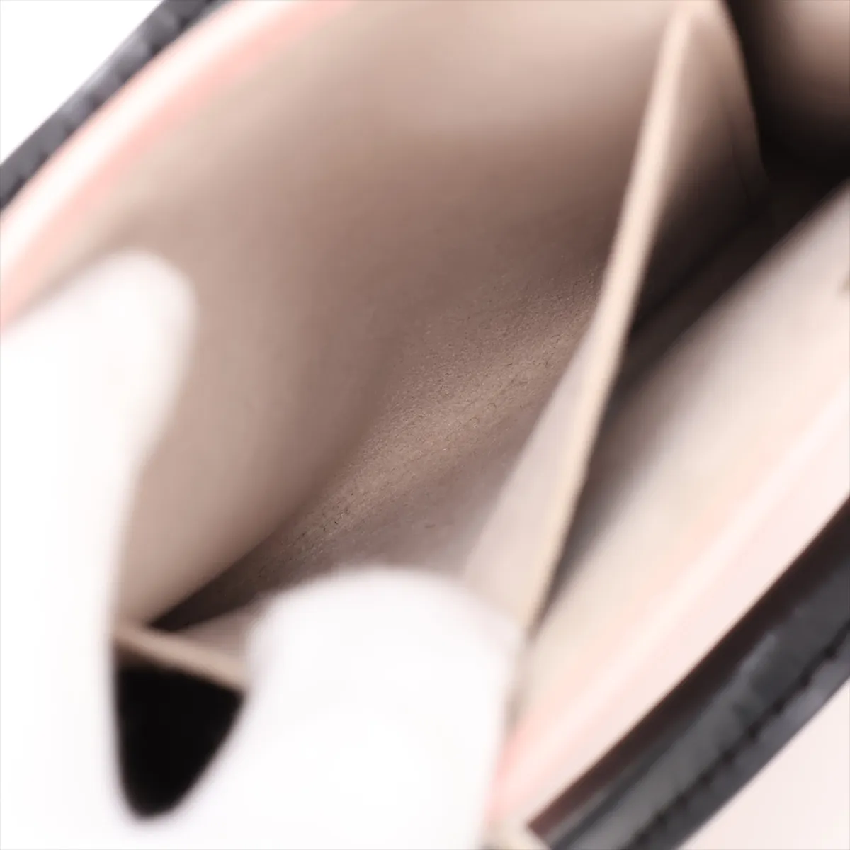 Epi Petite Sac Plat M69575 CA4290 Pink x Black (RFID detected) — view 9