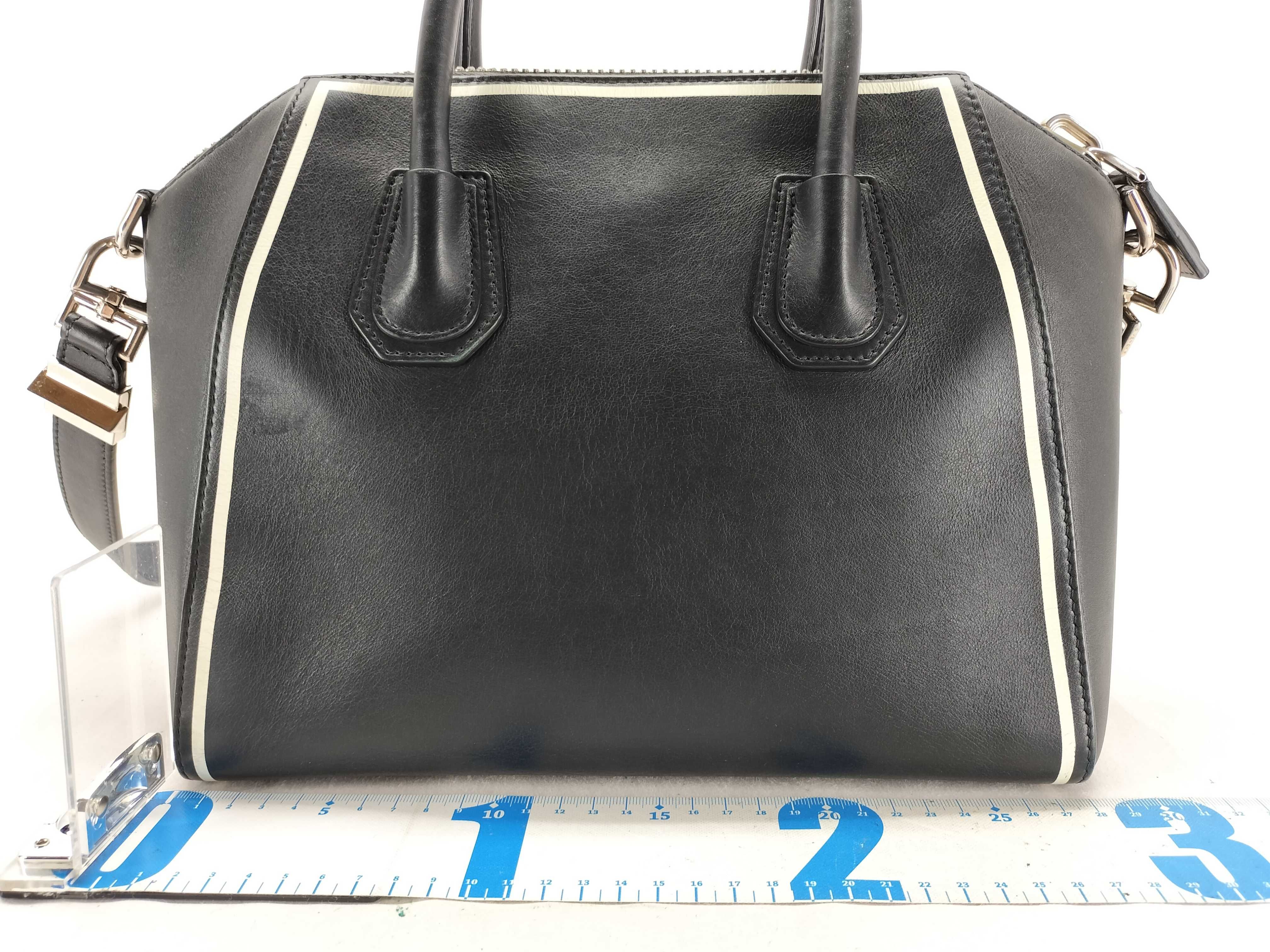 Antigona Shoulder Bag Handbag — view 2