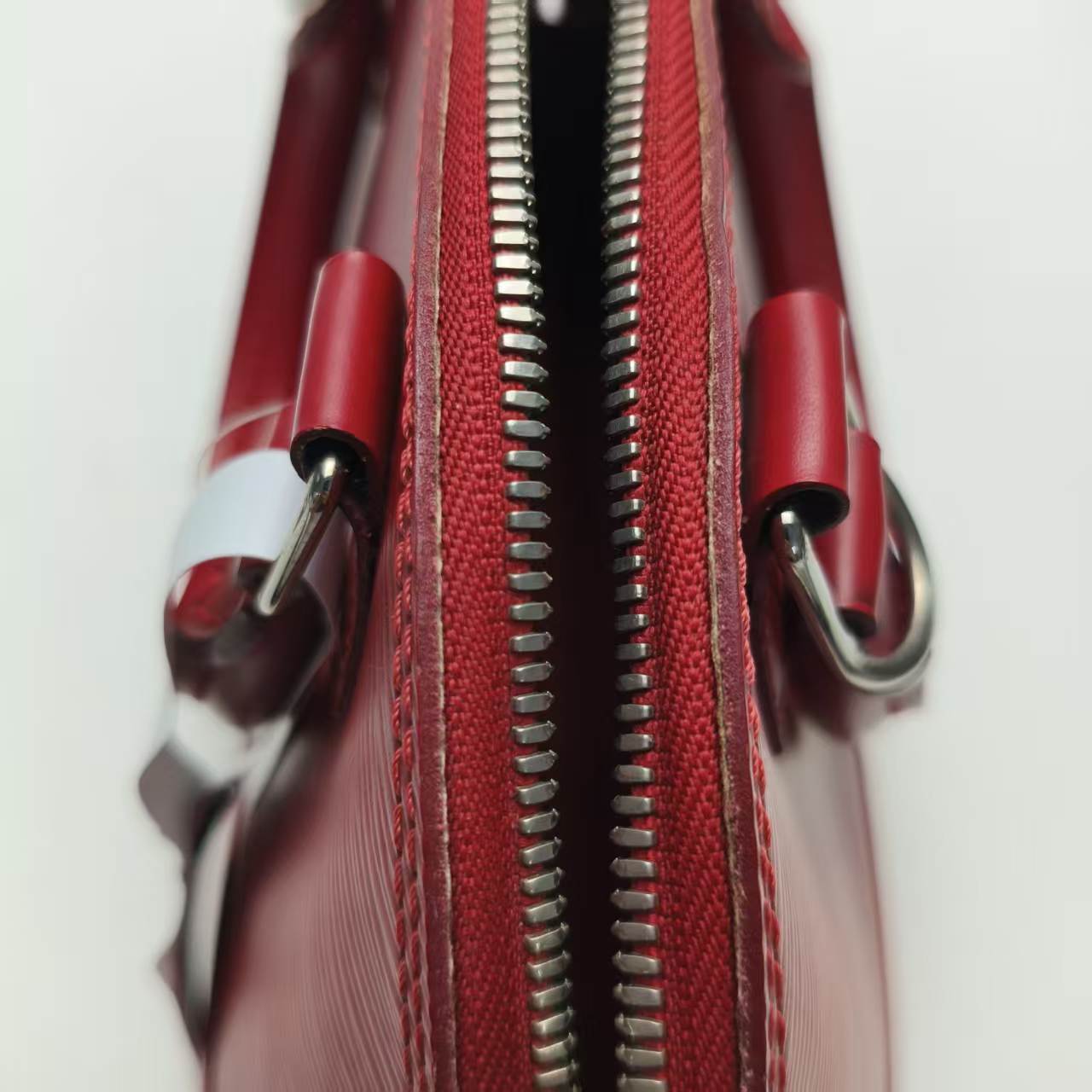 【*Shipped from: China*】LOUIS VUITTON Alma Leather Shoulder Bag — view 11