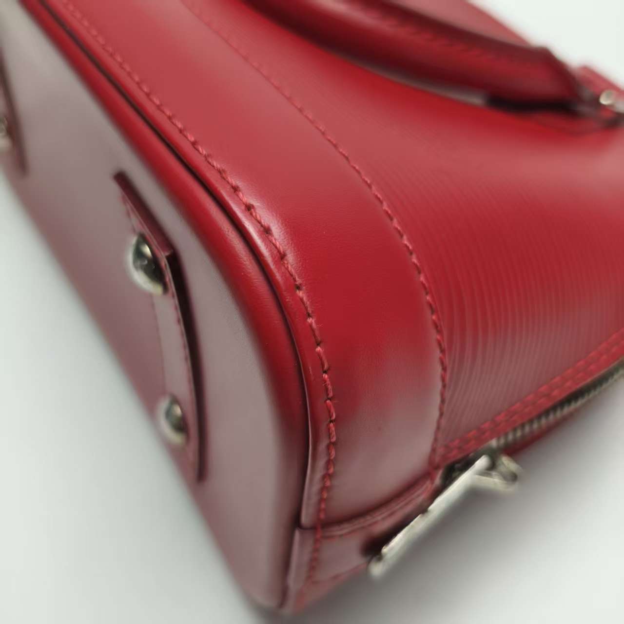 【*Shipped from: China*】LOUIS VUITTON Alma Leather Shoulder Bag — view 8