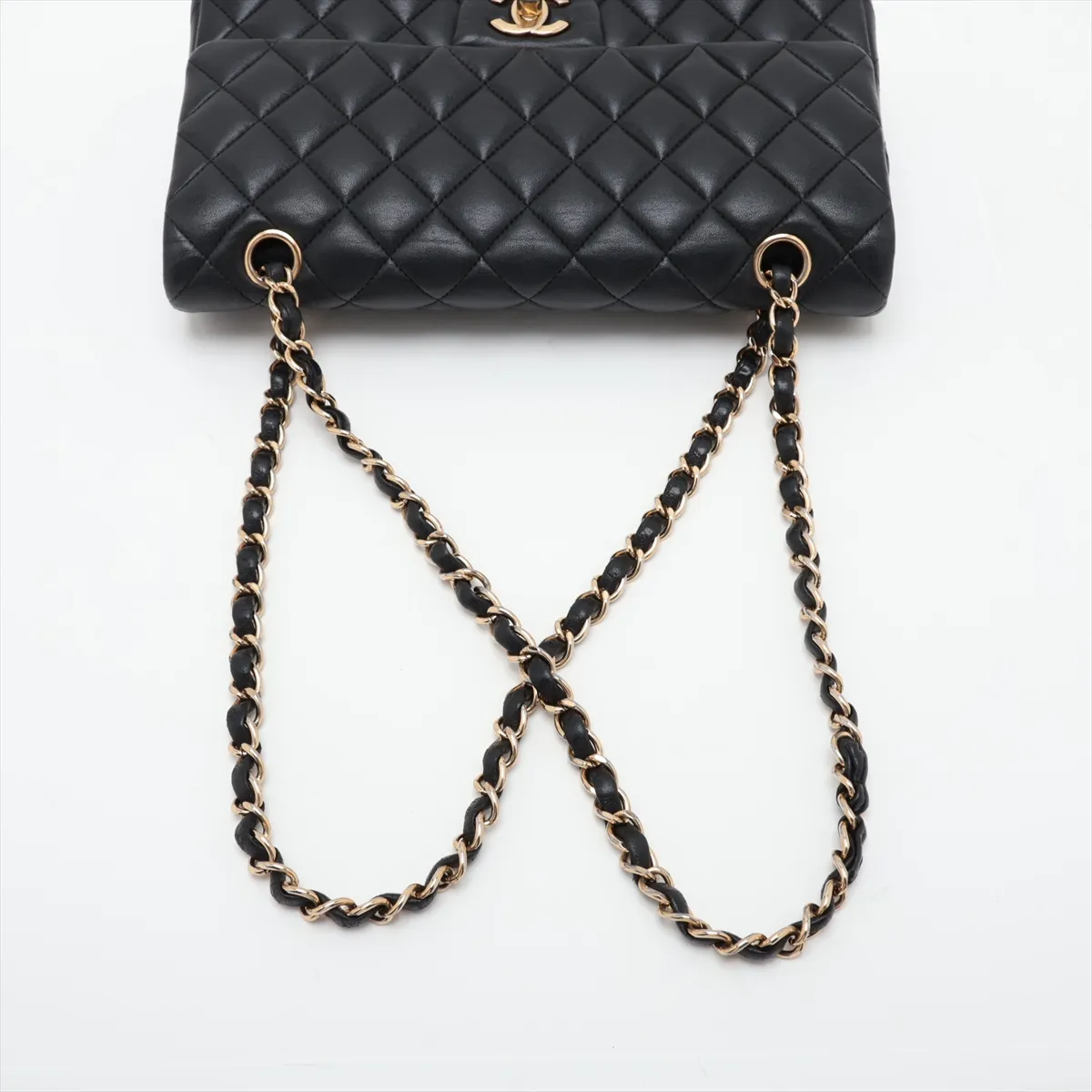 [Individually packaged] Chanel Matelassé 25 Lambskin Double Flap Double Chain Bag, Black with Gold Hardware, 20181999, Serial Number in the 20s, A01112 — view 5